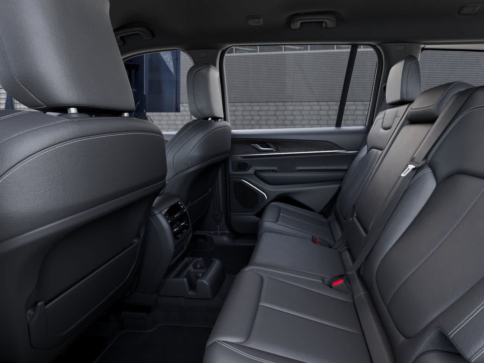 Thumbnail: 2026 Jeep Grand Cherokee L - 23