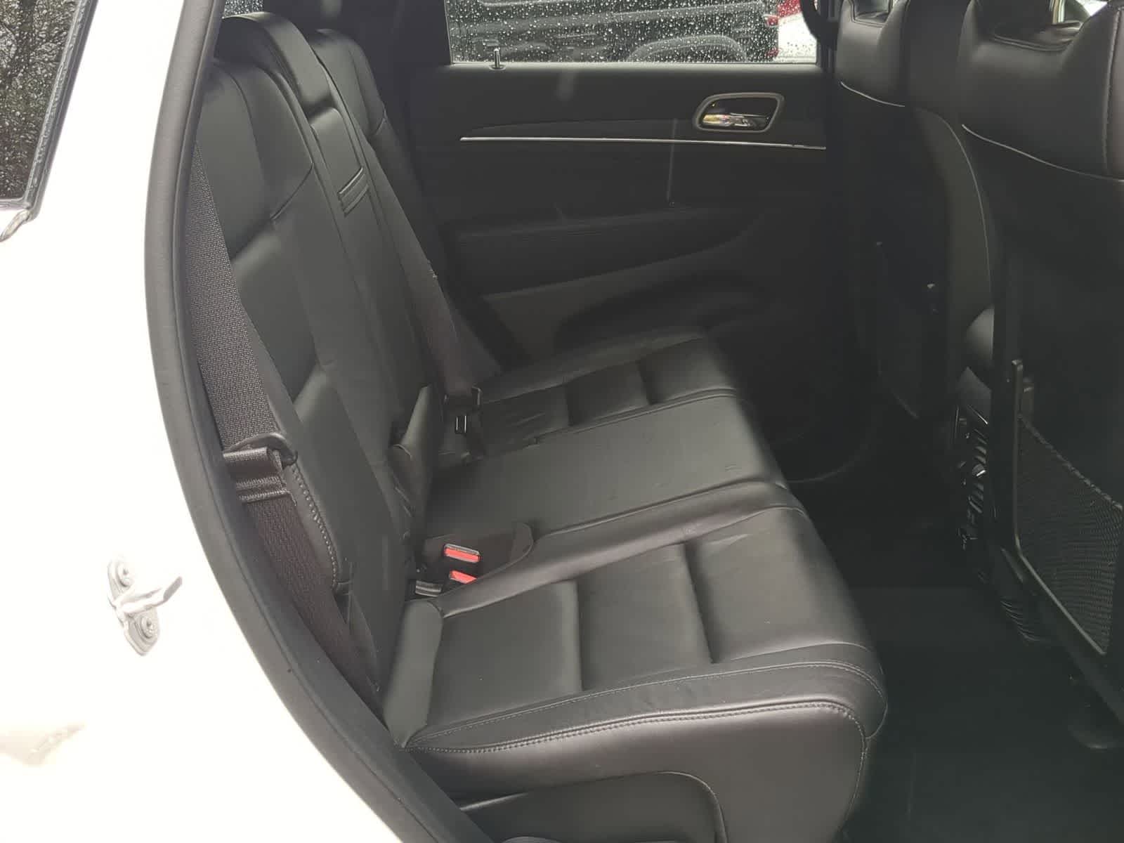 Thumbnail: 2020 Jeep Grand Cherokee - 20