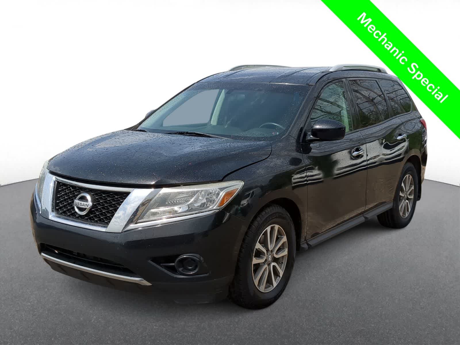 Thumbnail: 2013 Nissan Pathfinder - 4