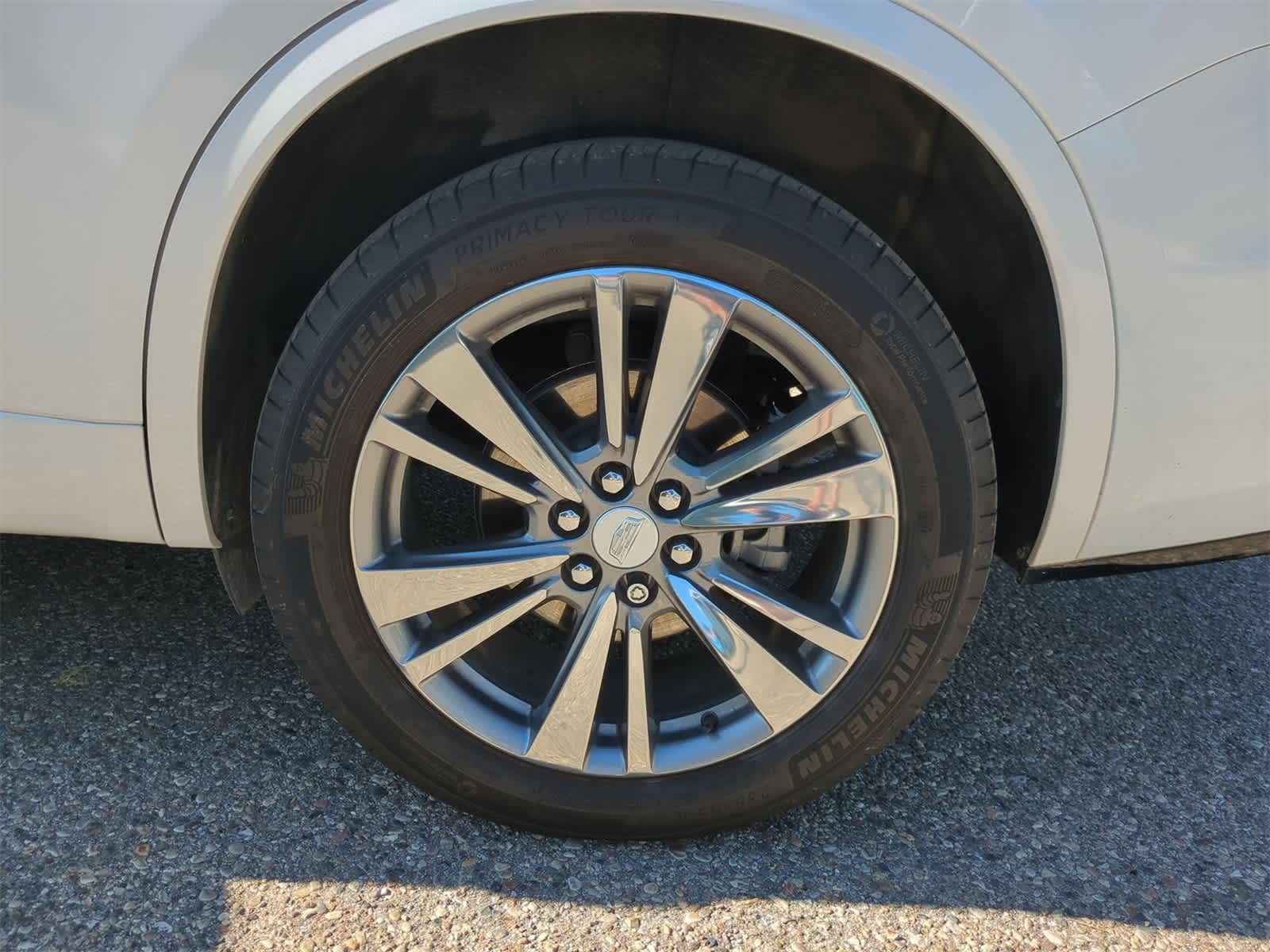 Thumbnail: 2024 Cadillac XT6 - 14