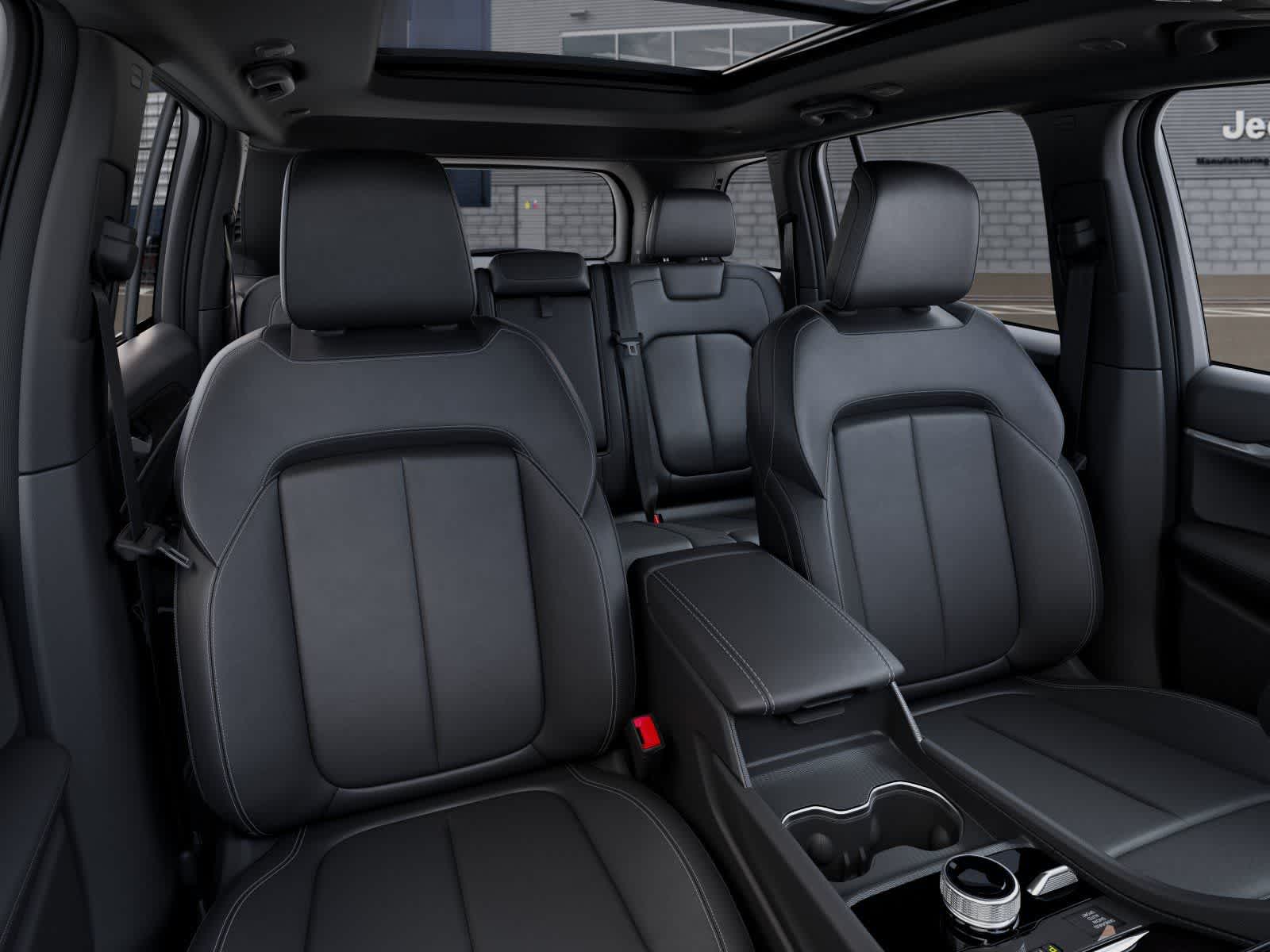 Thumbnail: 2026 Jeep Grand Cherokee - 16