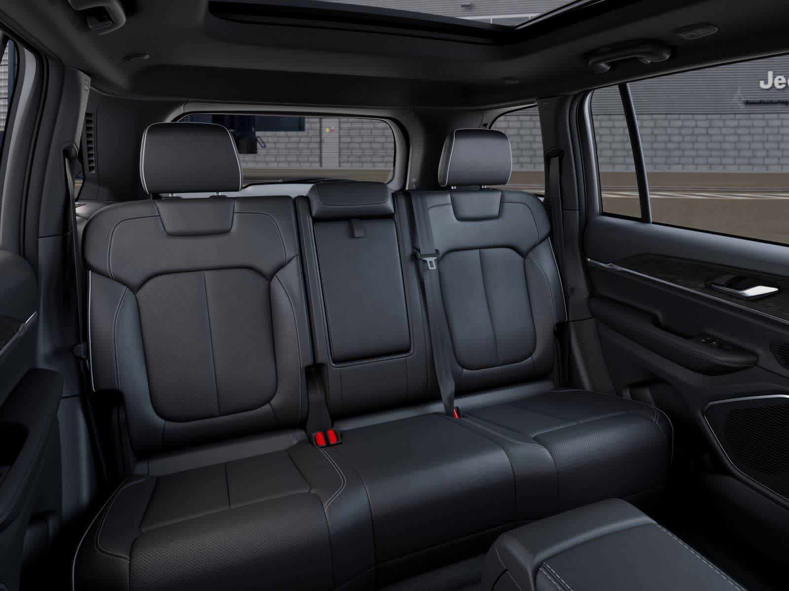 Thumbnail: 2026 Jeep Grand Cherokee - 15