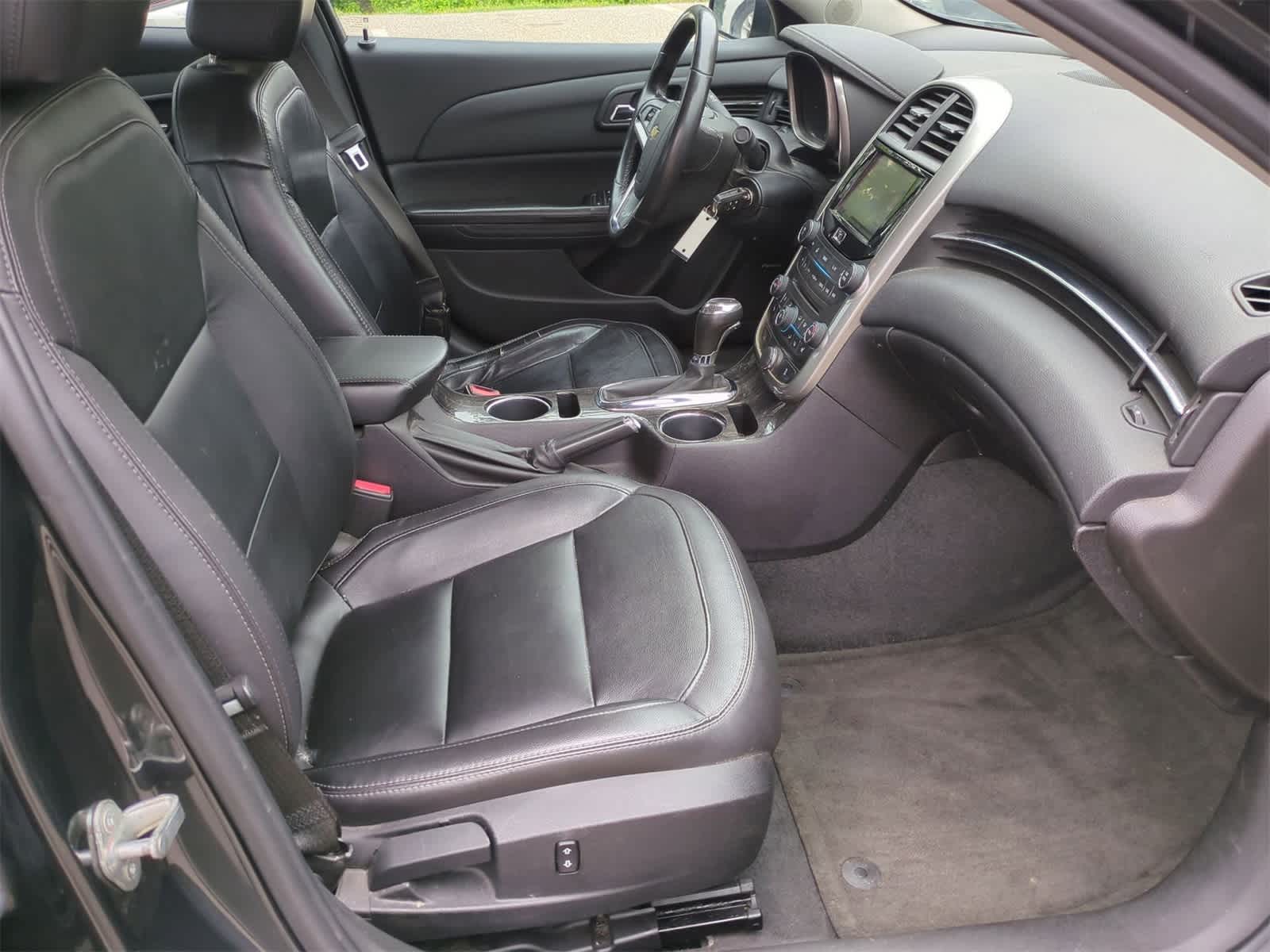 Thumbnail: 2014 Chevrolet Malibu - 19