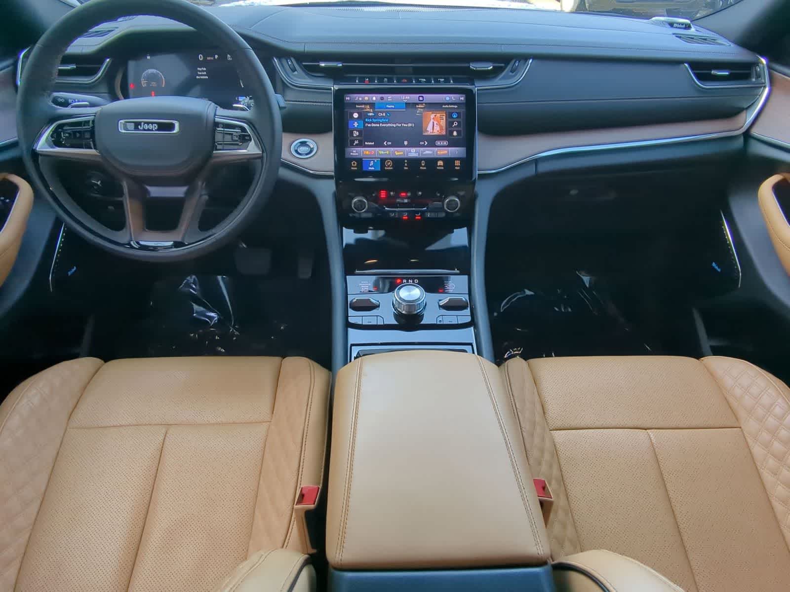 Thumbnail: 2024 Jeep Grand Cherokee L - 22