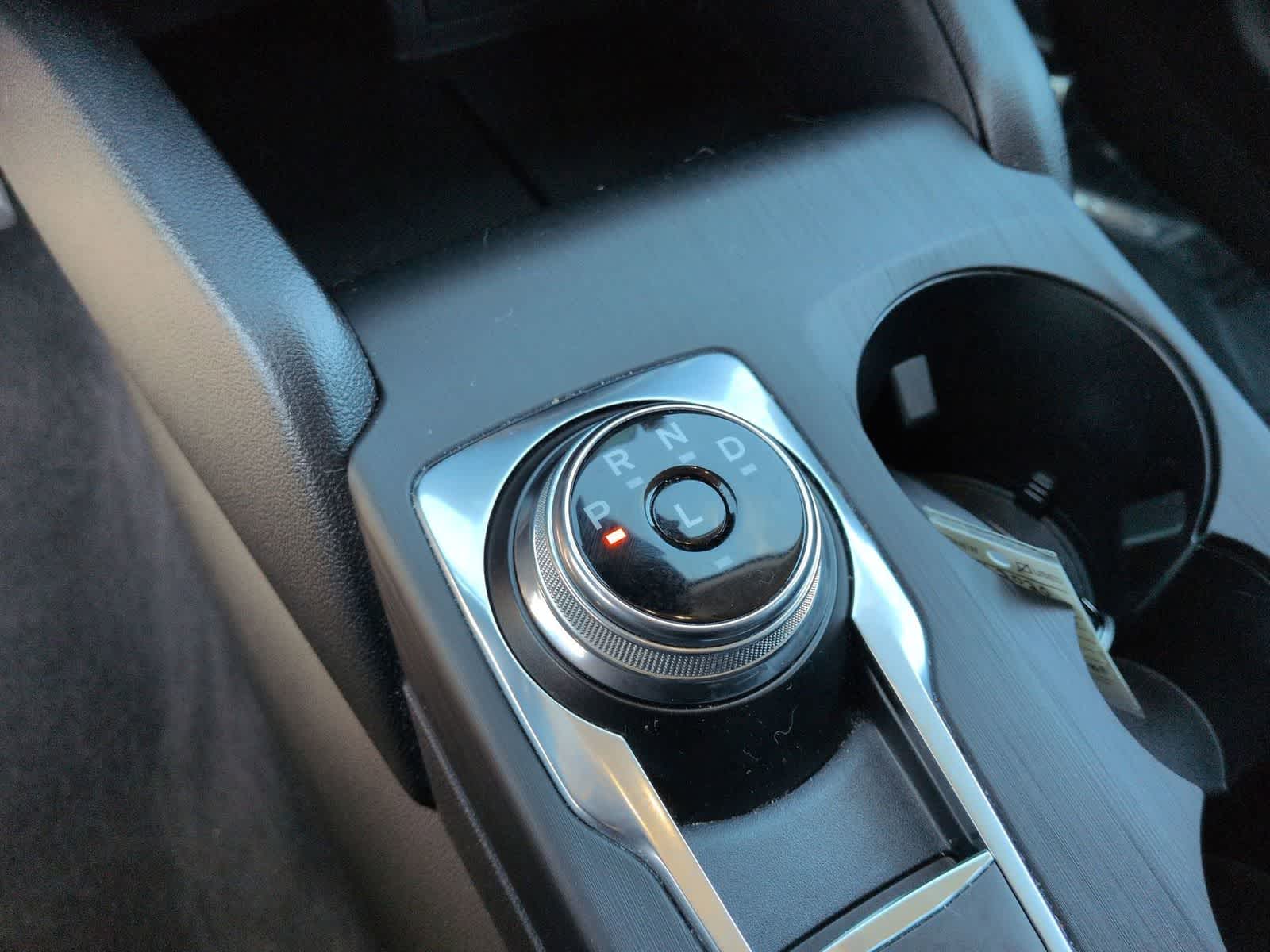 Thumbnail: 2020 Ford Escape - 32