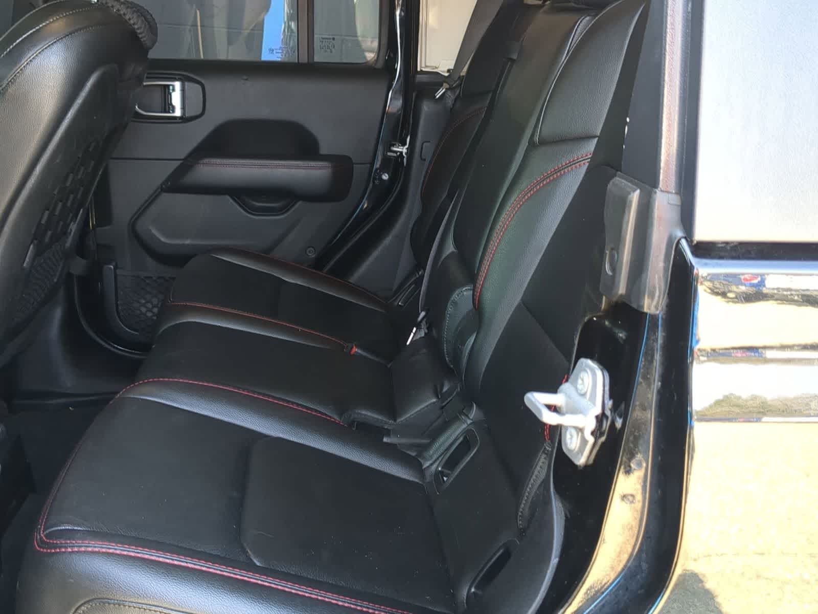 Thumbnail: 2020 Jeep Gladiator - 19