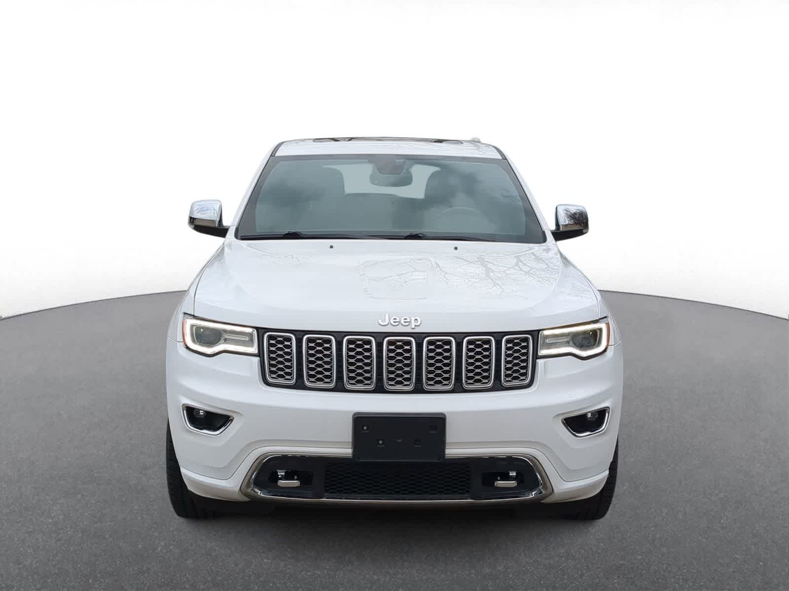 Thumbnail: 2018 Jeep Grand Cherokee - 3