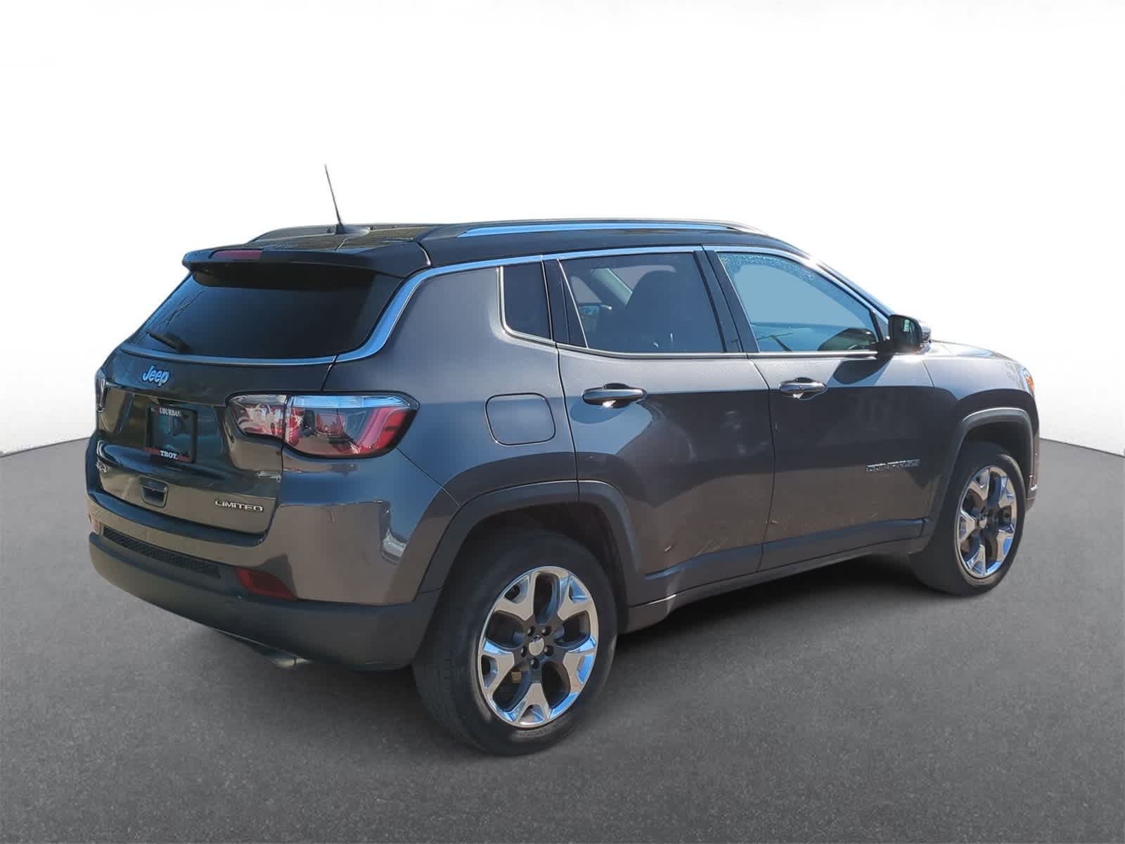 Thumbnail: 2019 Jeep Compass - 8