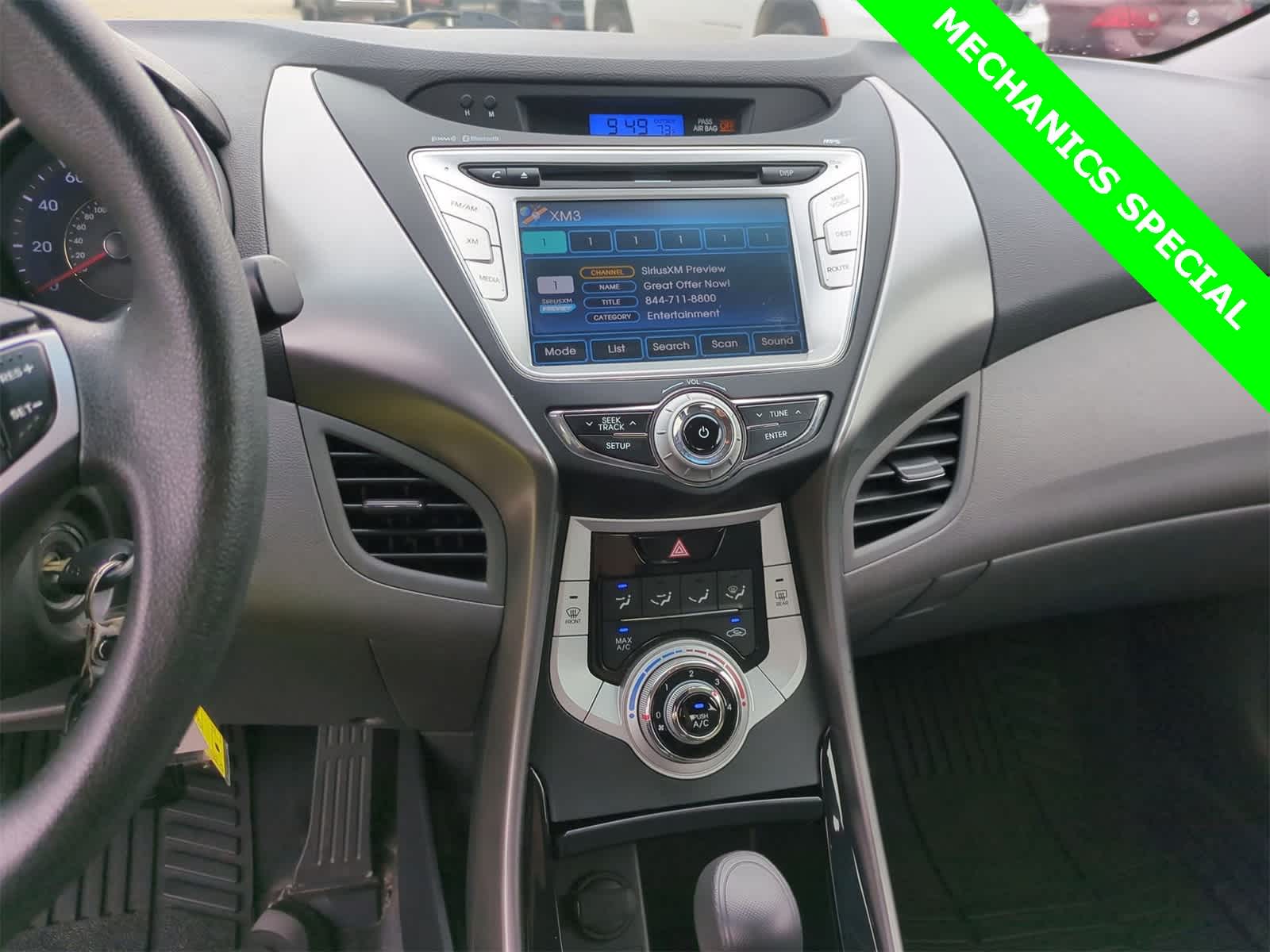 Thumbnail: 2011 Hyundai Elantra - 25