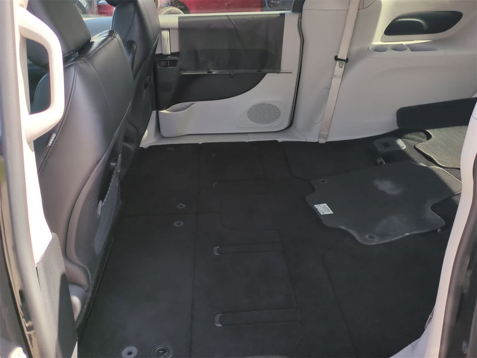 Thumbnail: 2019 Chrysler Pacifica - 20