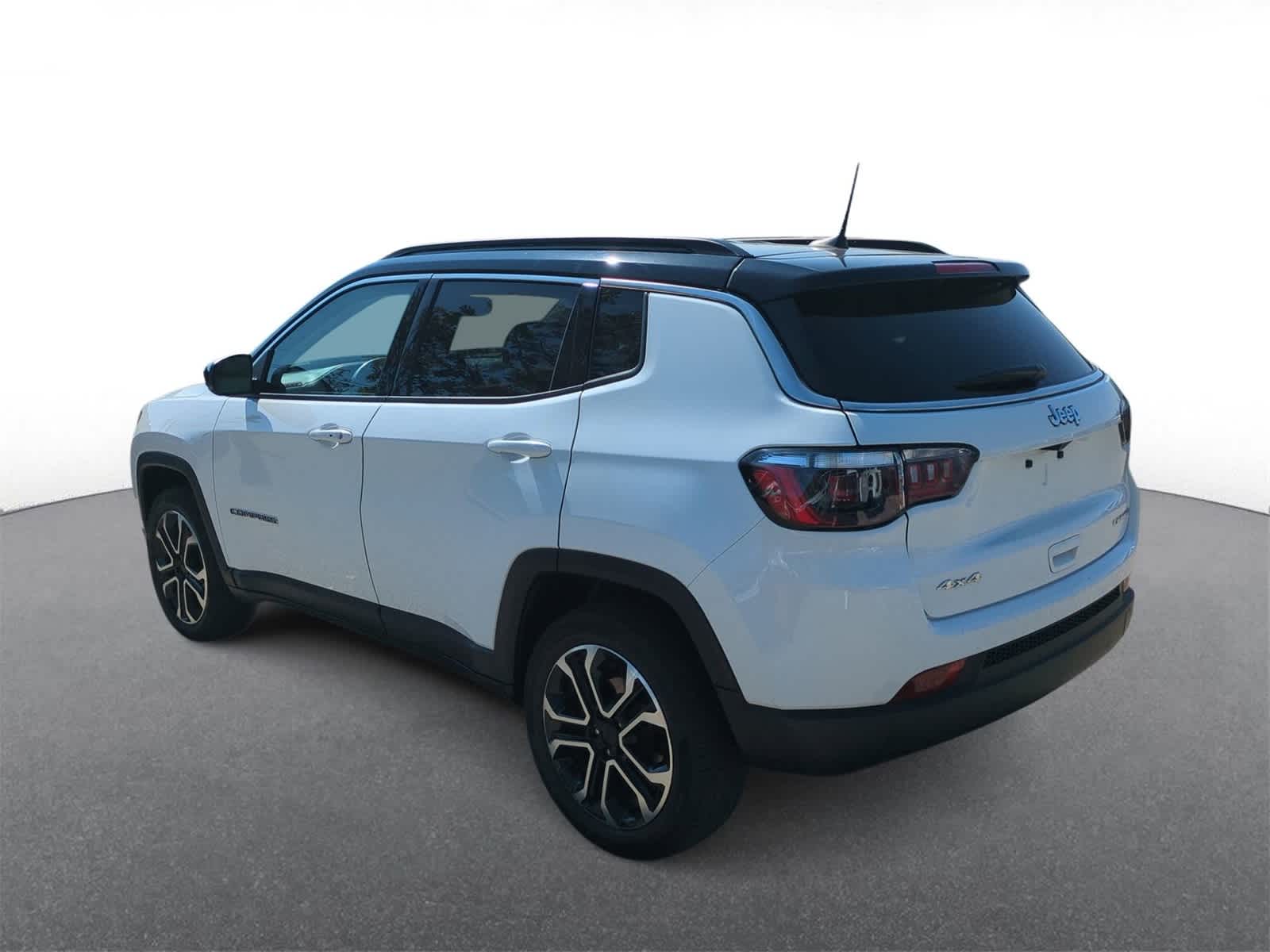 Thumbnail: 2022 Jeep Compass - 6