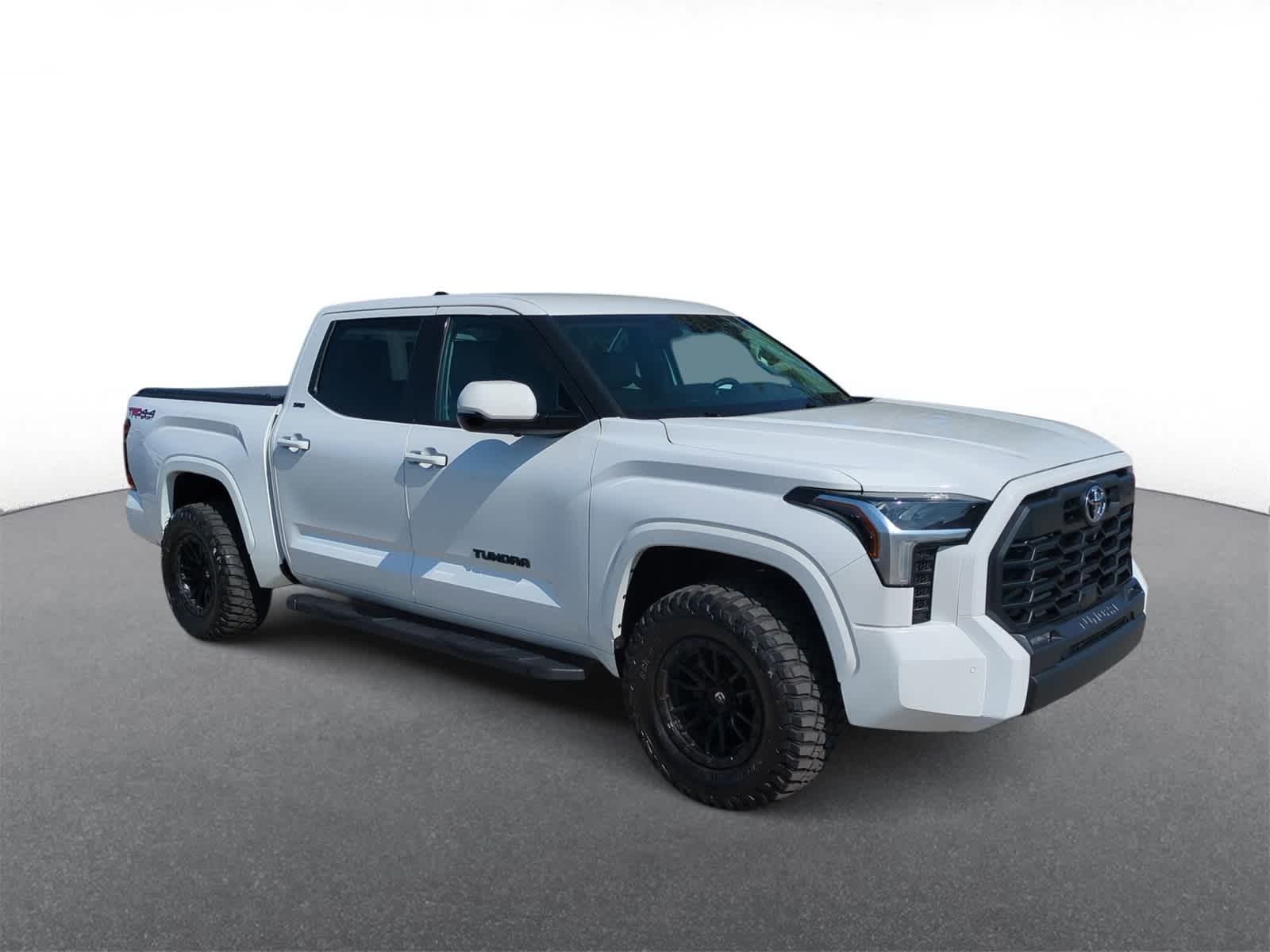 2023 Toyota Tundra SR5 photo 2