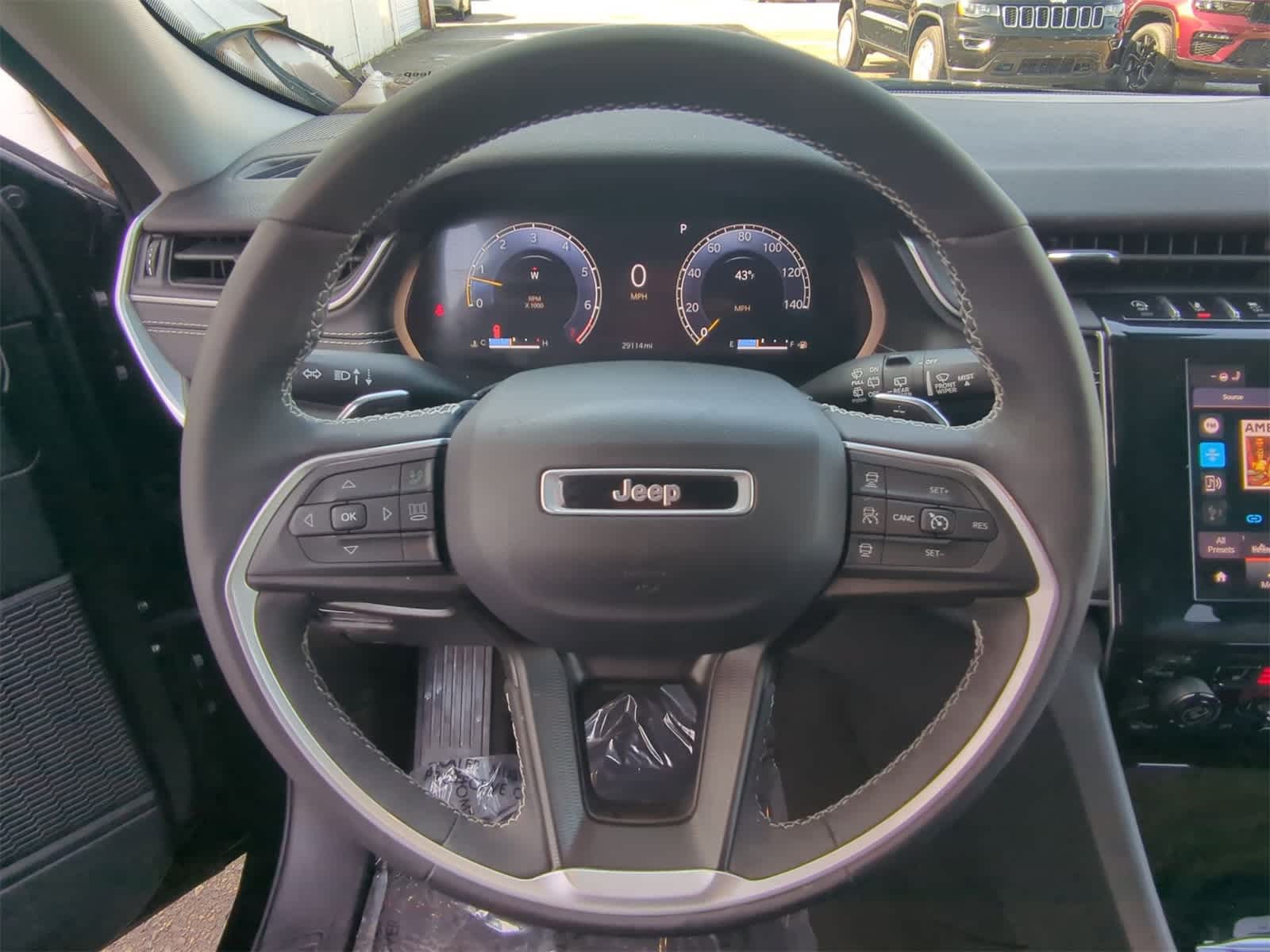 Thumbnail: 2023 Jeep Grand Cherokee - 29