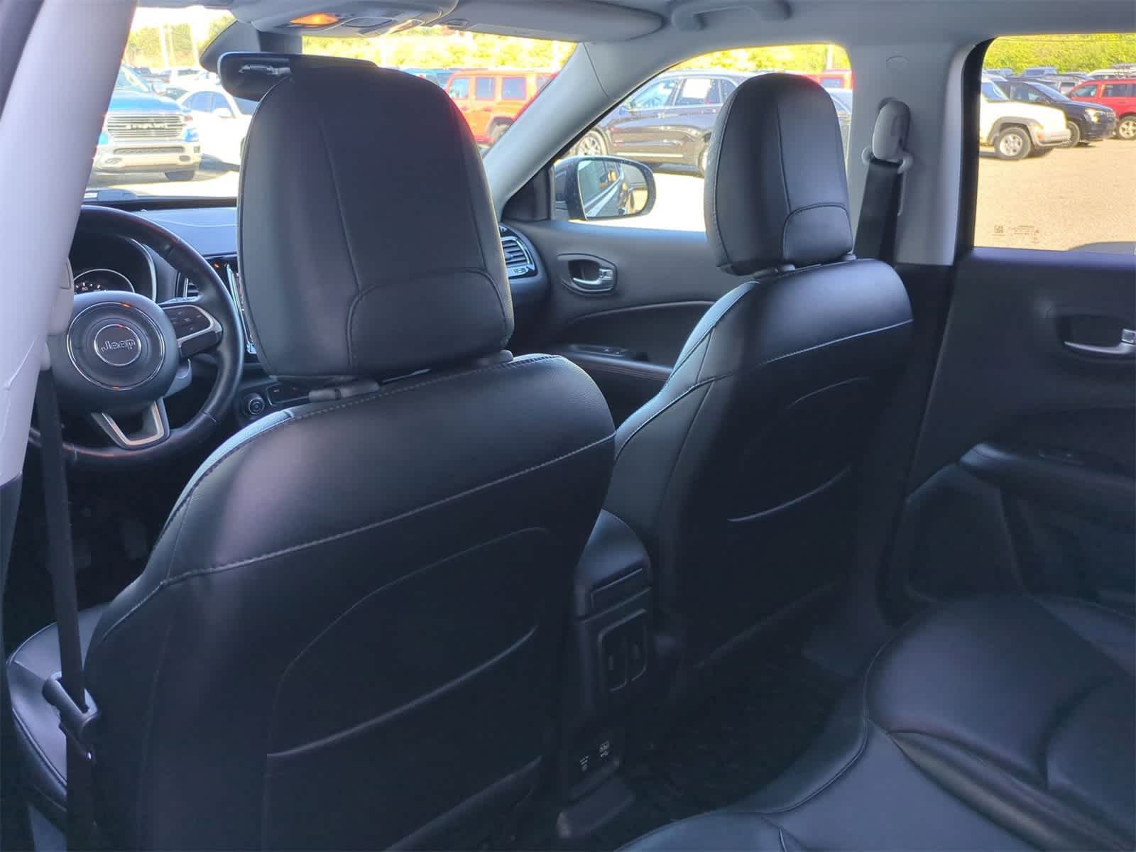 Thumbnail: 2019 Jeep Compass - 18