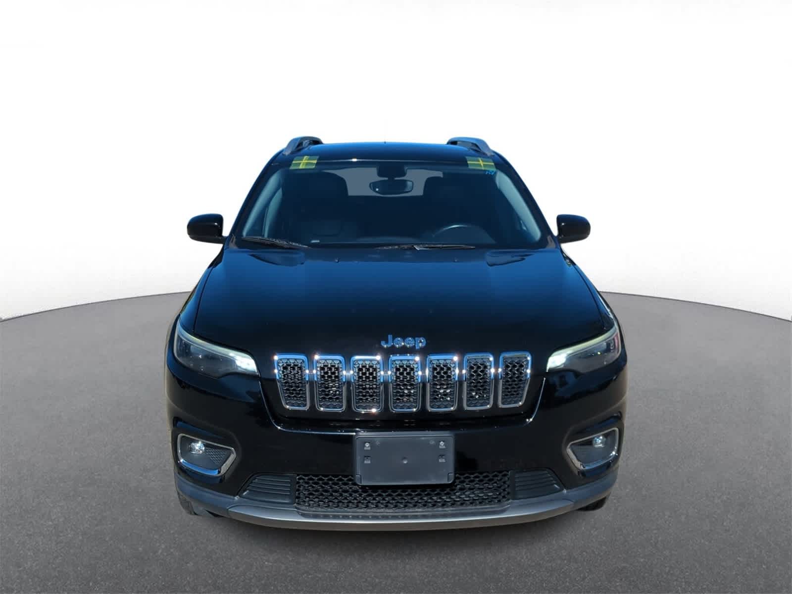 Thumbnail: 2019 Jeep Cherokee - 3