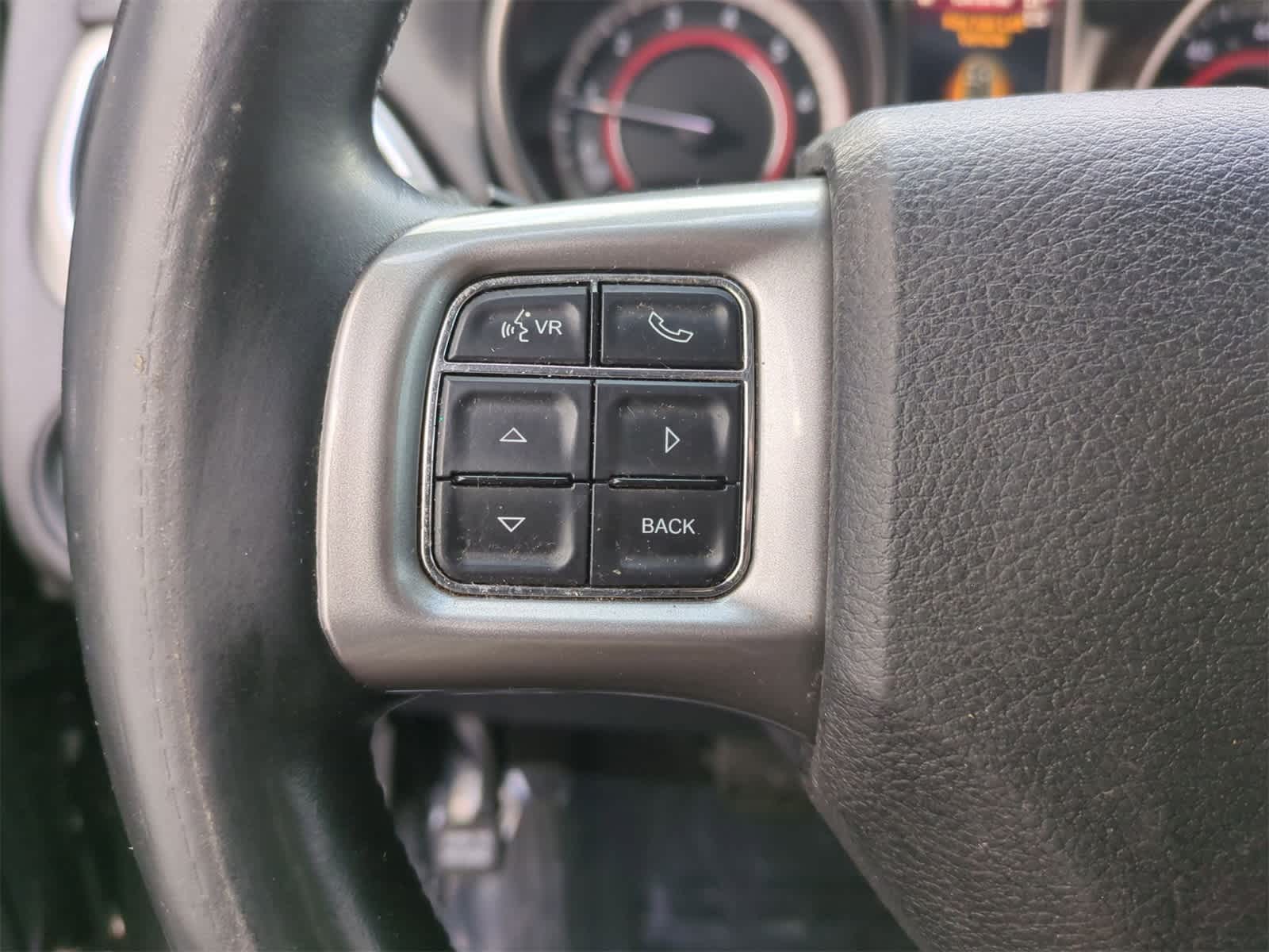 Thumbnail: 2015 Dodge Journey - 23