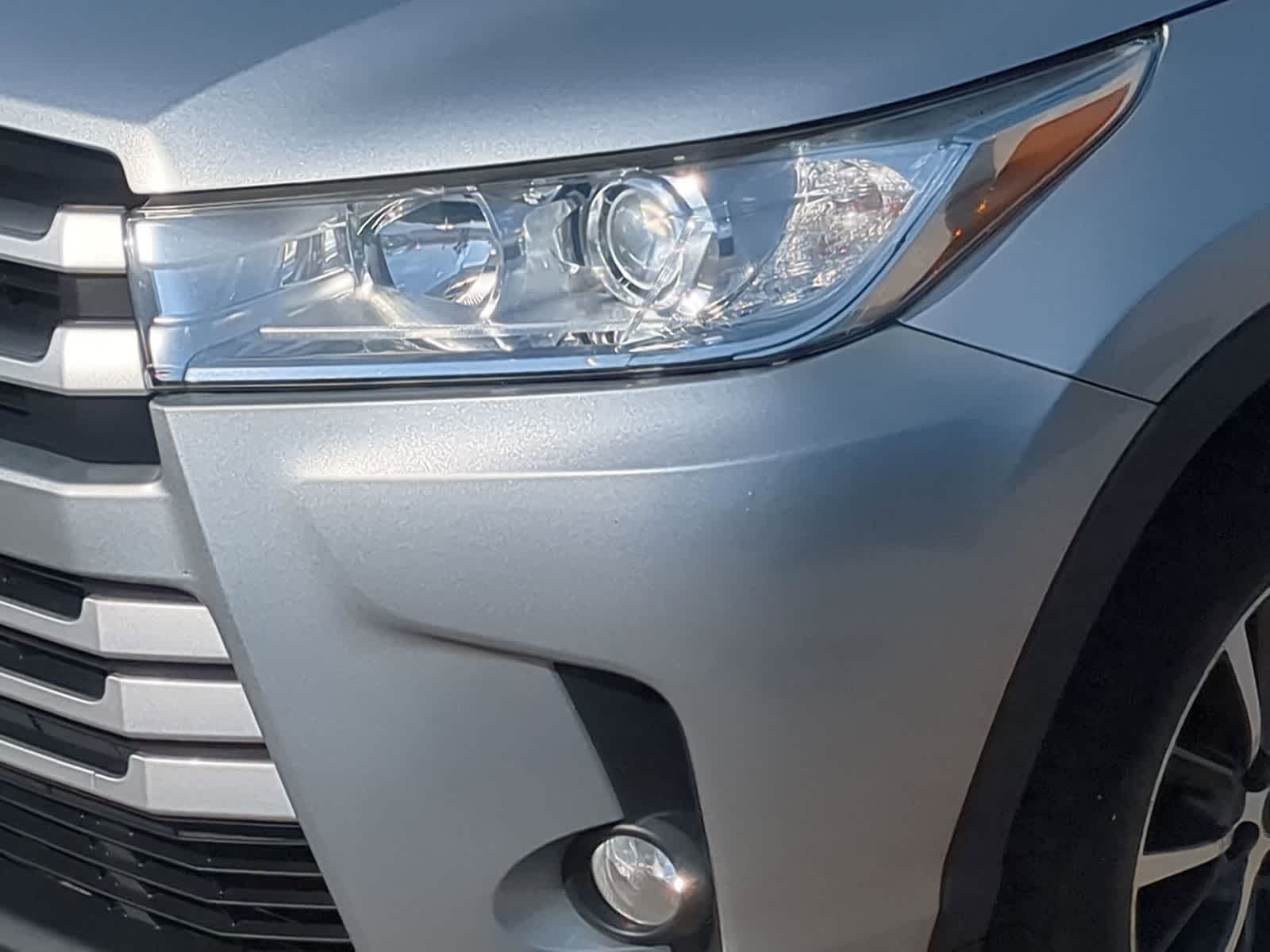 Thumbnail: 2019 Toyota Highlander - 11