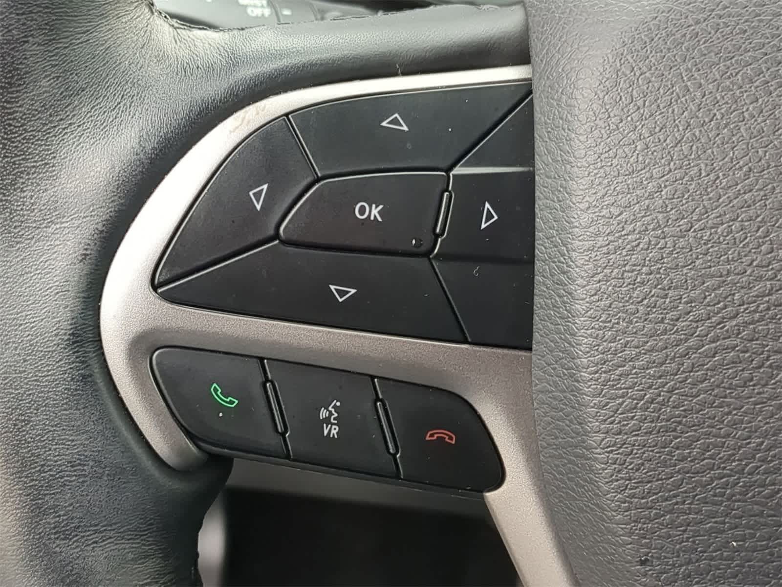 Thumbnail: 2019 Jeep Grand Cherokee - 30