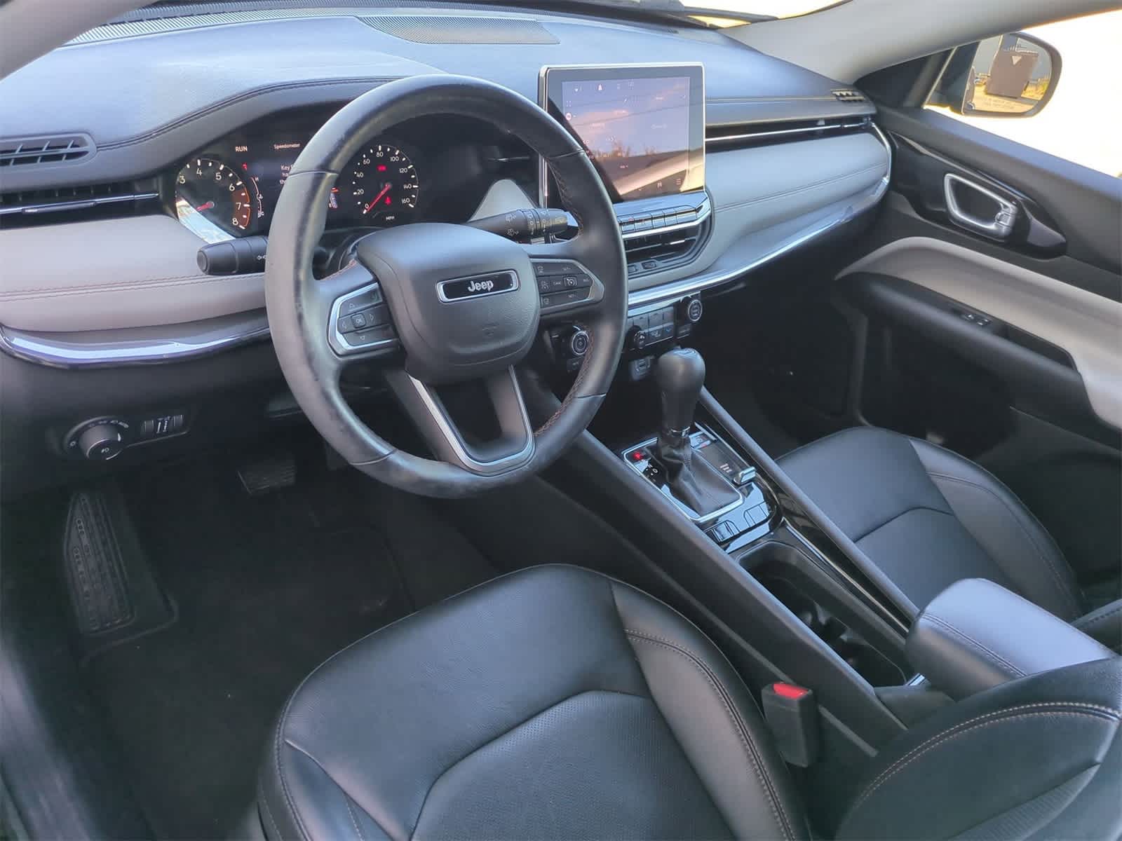 Thumbnail: 2022 Jeep Compass - 2