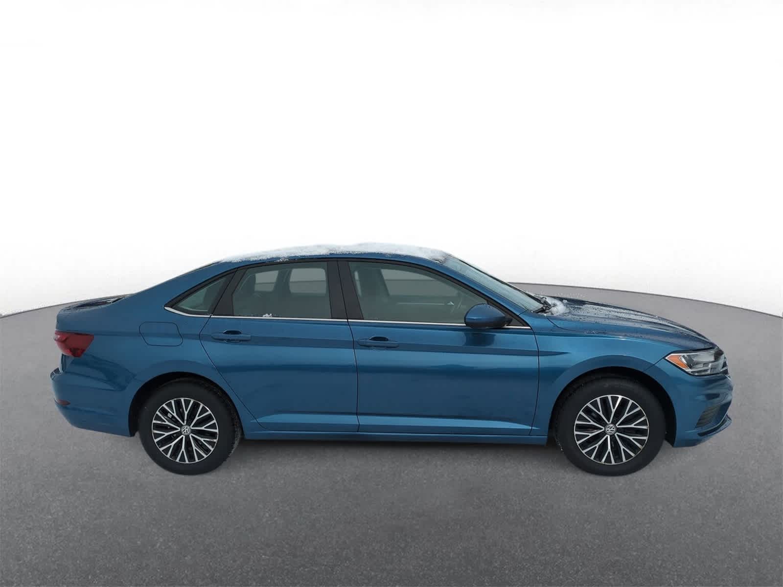 Thumbnail: 2020 Volkswagen Jetta - 9