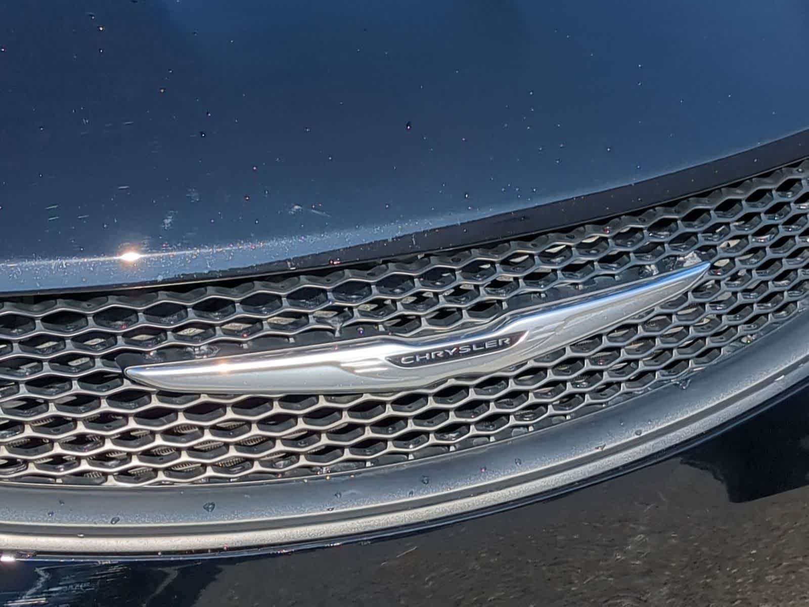 Thumbnail: 2025 Chrysler Voyager - 12