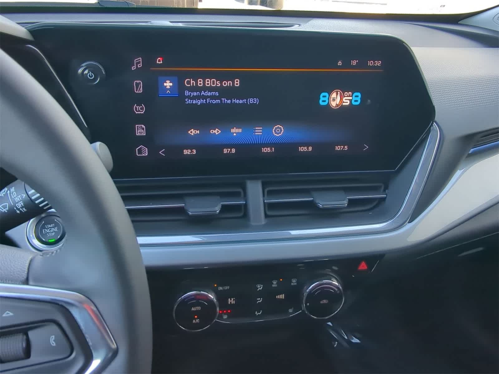 Thumbnail: 2024 Chevrolet Trax - 34