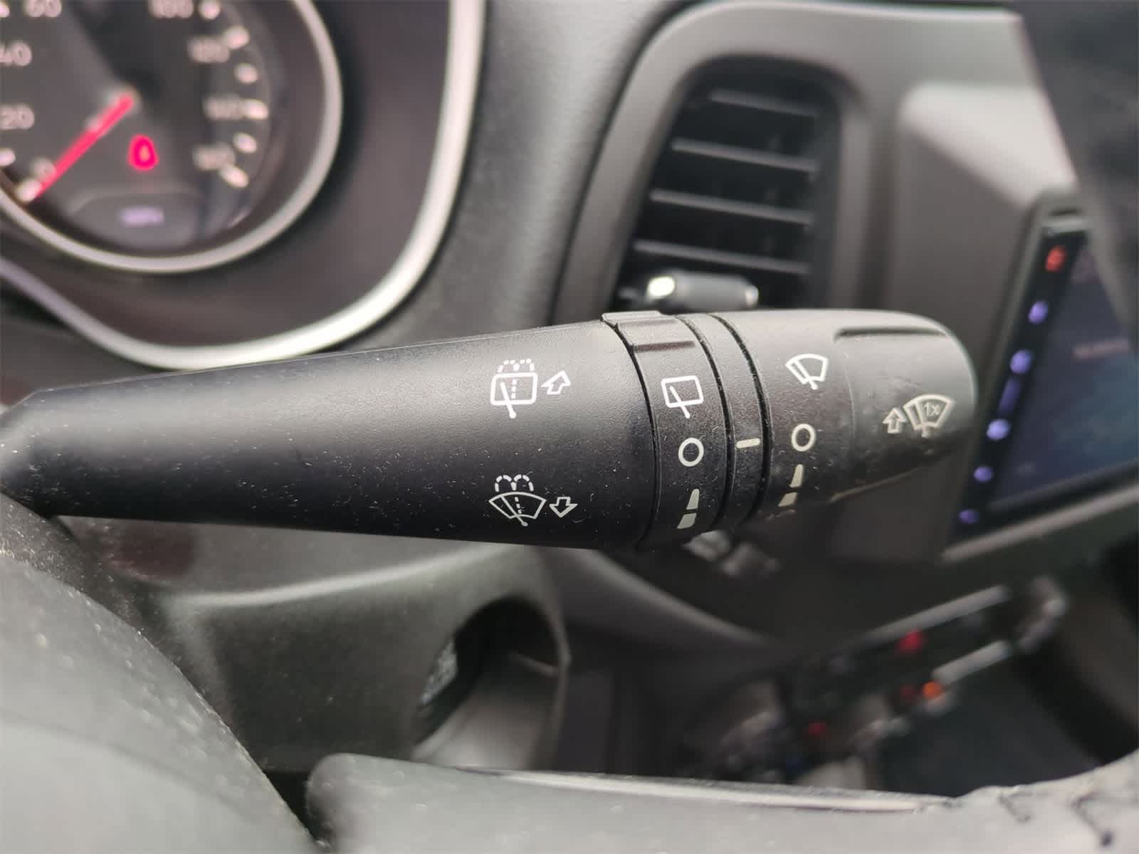 Thumbnail: 2019 Jeep Compass - 25