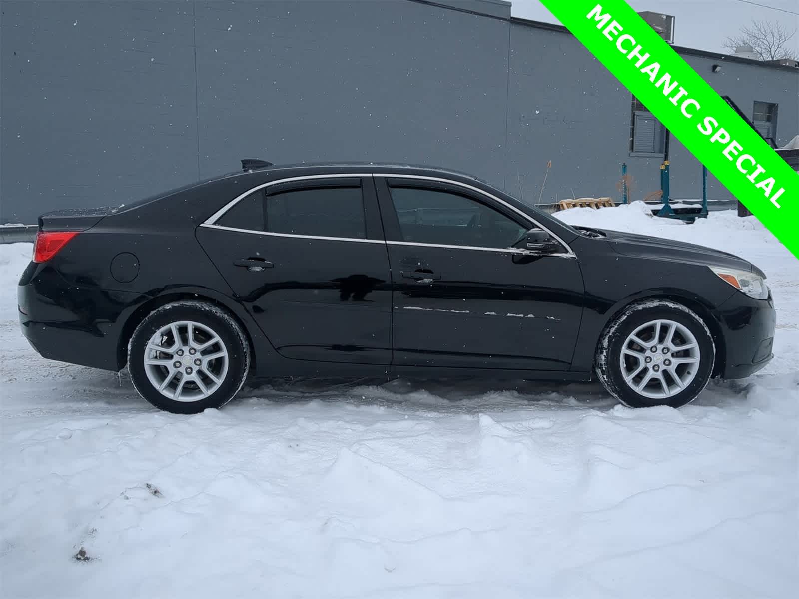 Thumbnail: 2016 Chevrolet Malibu - 15