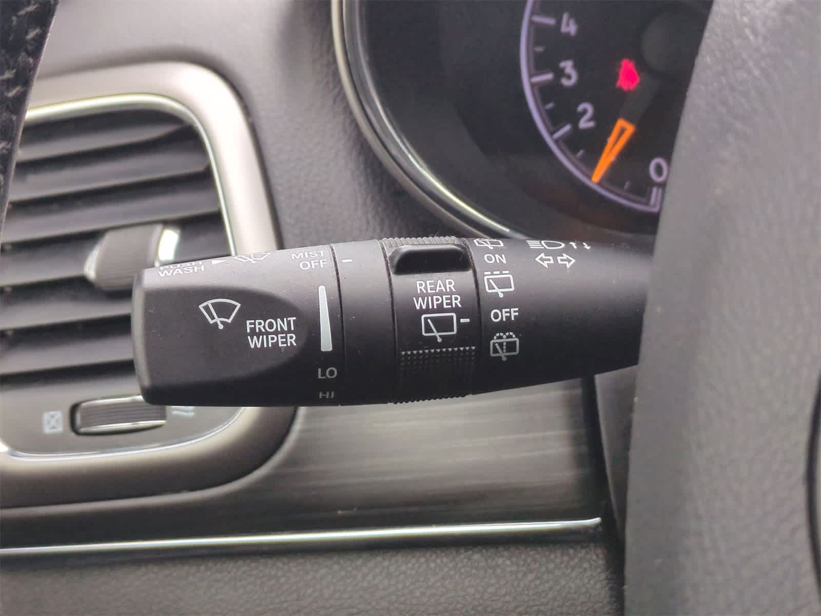 Thumbnail: 2021 Jeep Grand Cherokee - 35