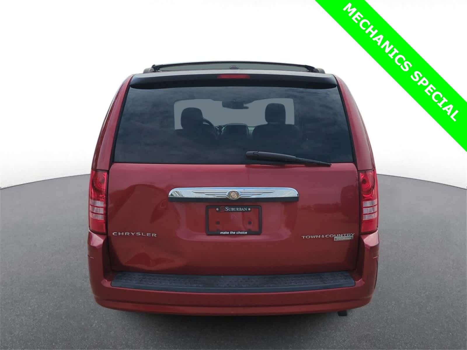 Thumbnail: 2009 Chrysler Town & Country - 7