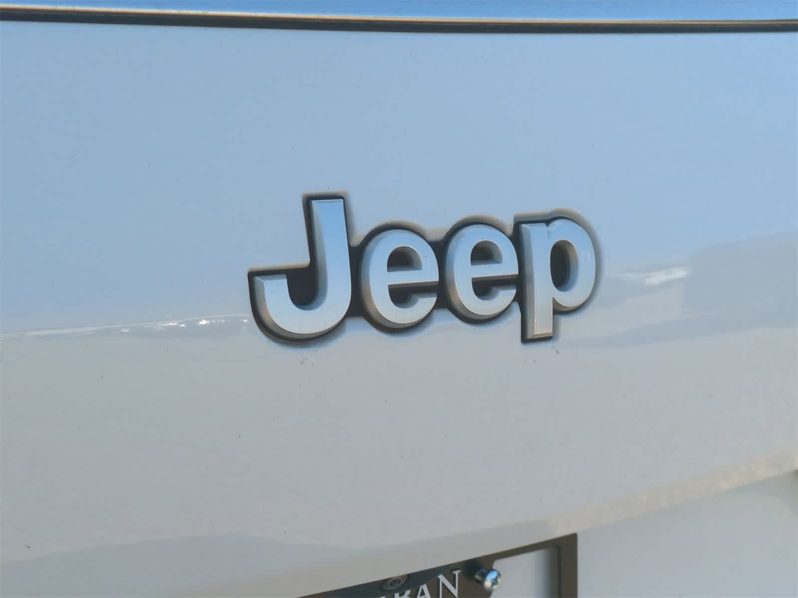 Thumbnail: 2024 Jeep Grand Cherokee L - 11