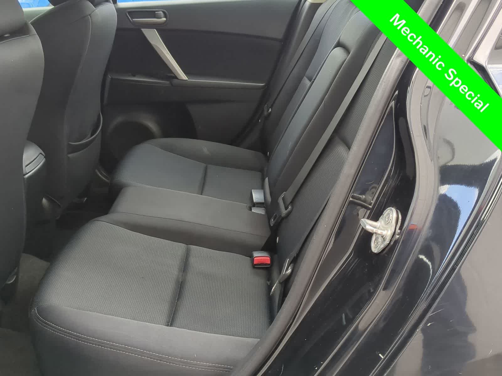 Thumbnail: 2011 Mazda Mazda3 - 19