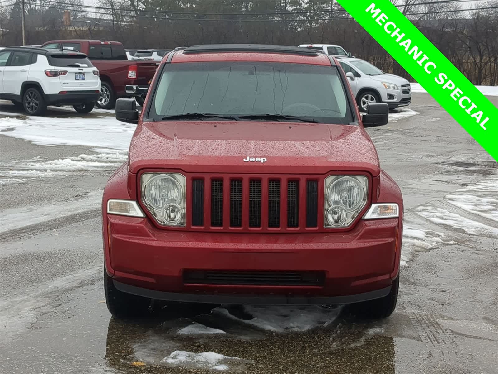 Thumbnail: 2010 Jeep Liberty - 17