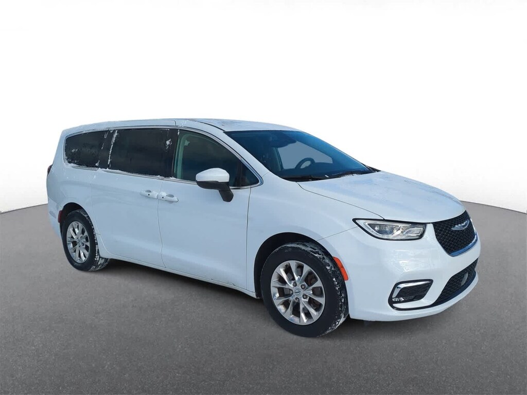 Used 2023 Chrysler Pacifica Touring L Van