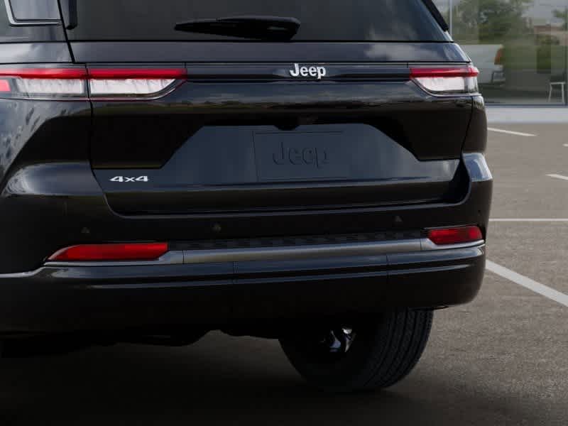 Thumbnail: 2026 Jeep Grand Cherokee - 13
