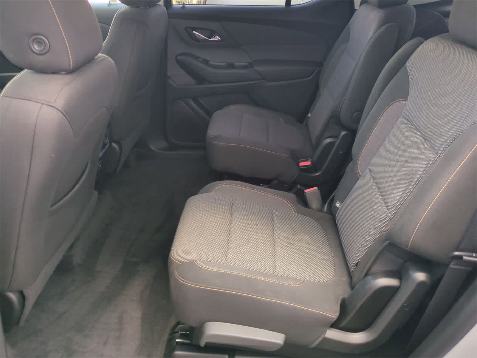 Thumbnail: 2020 Chevrolet Traverse - 19