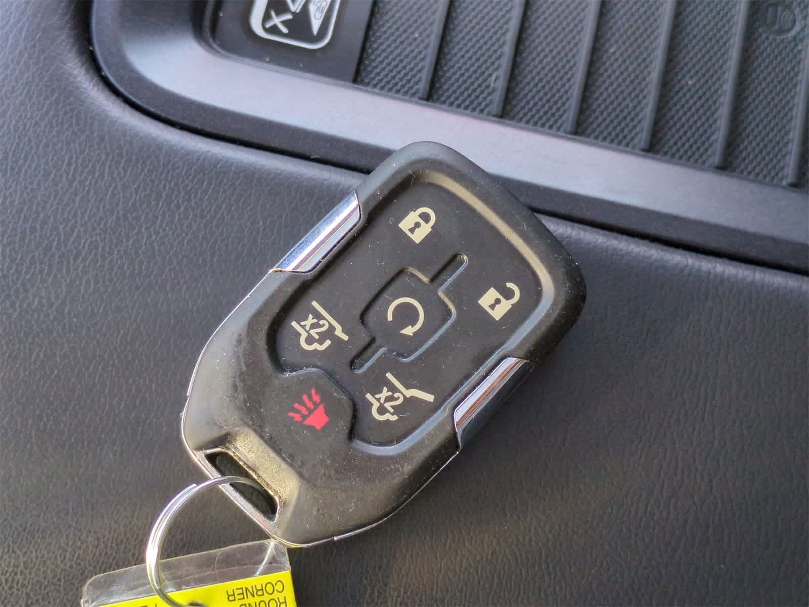 Thumbnail: 2016 GMC Yukon XL - 34