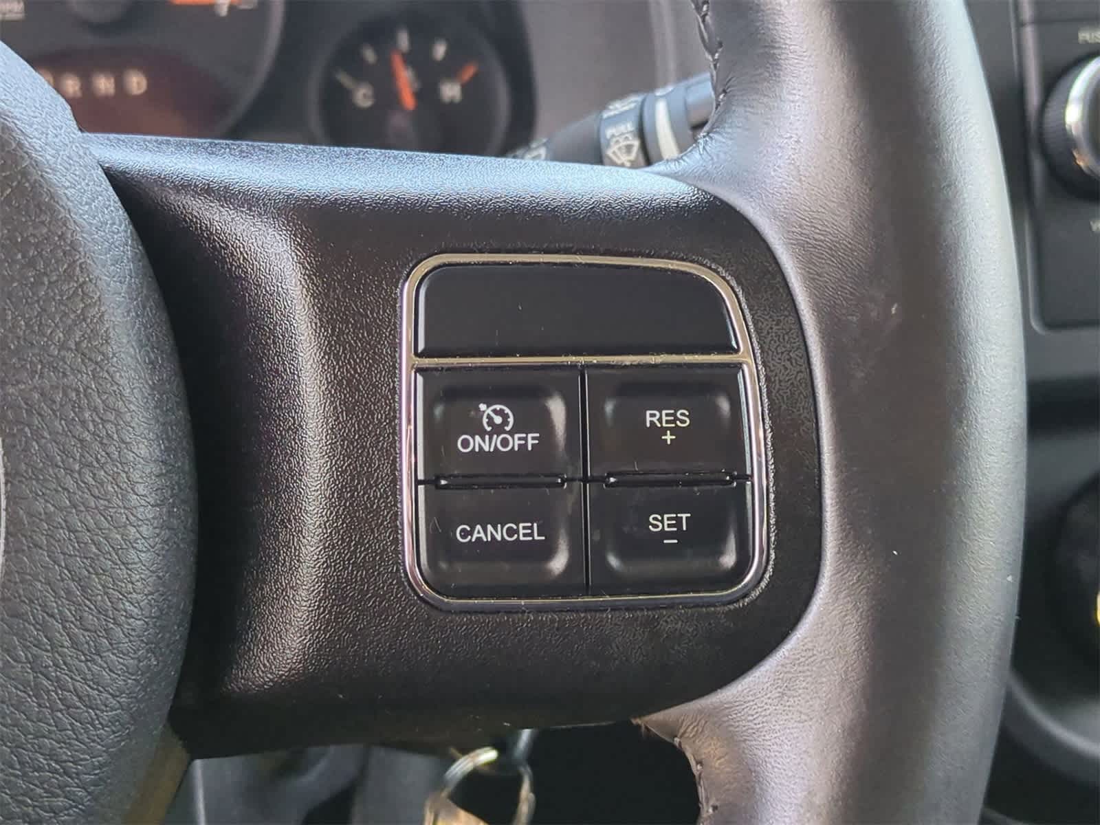 Thumbnail: 2015 Jeep Patriot - 23