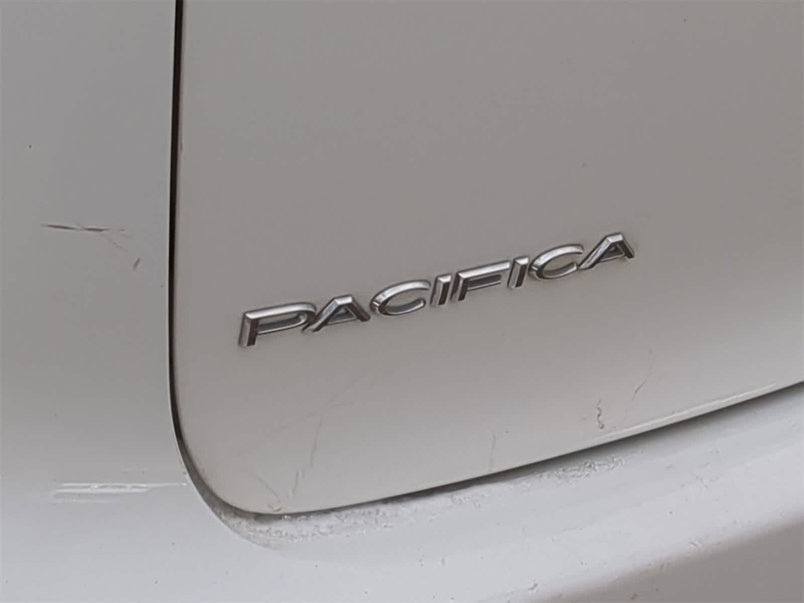 Thumbnail: 2020 Chrysler Pacifica - 20