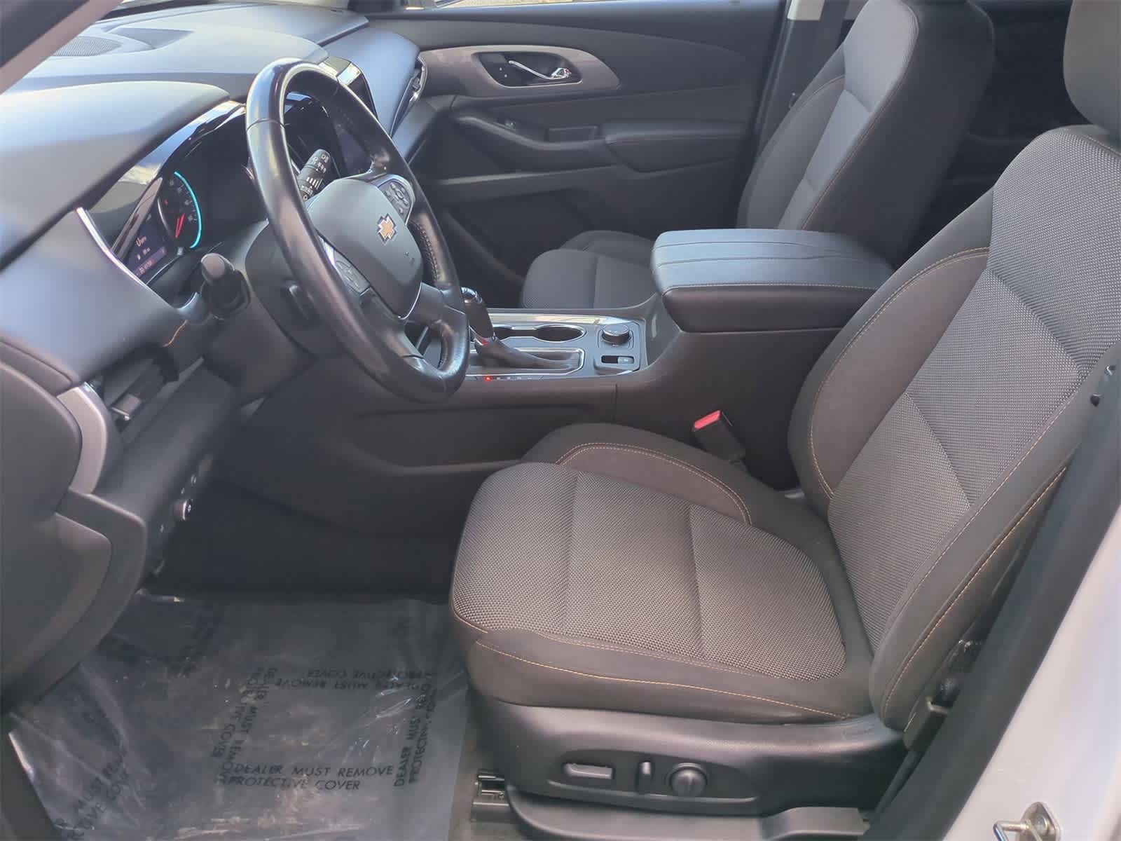 Thumbnail: 2020 Chevrolet Traverse - 16