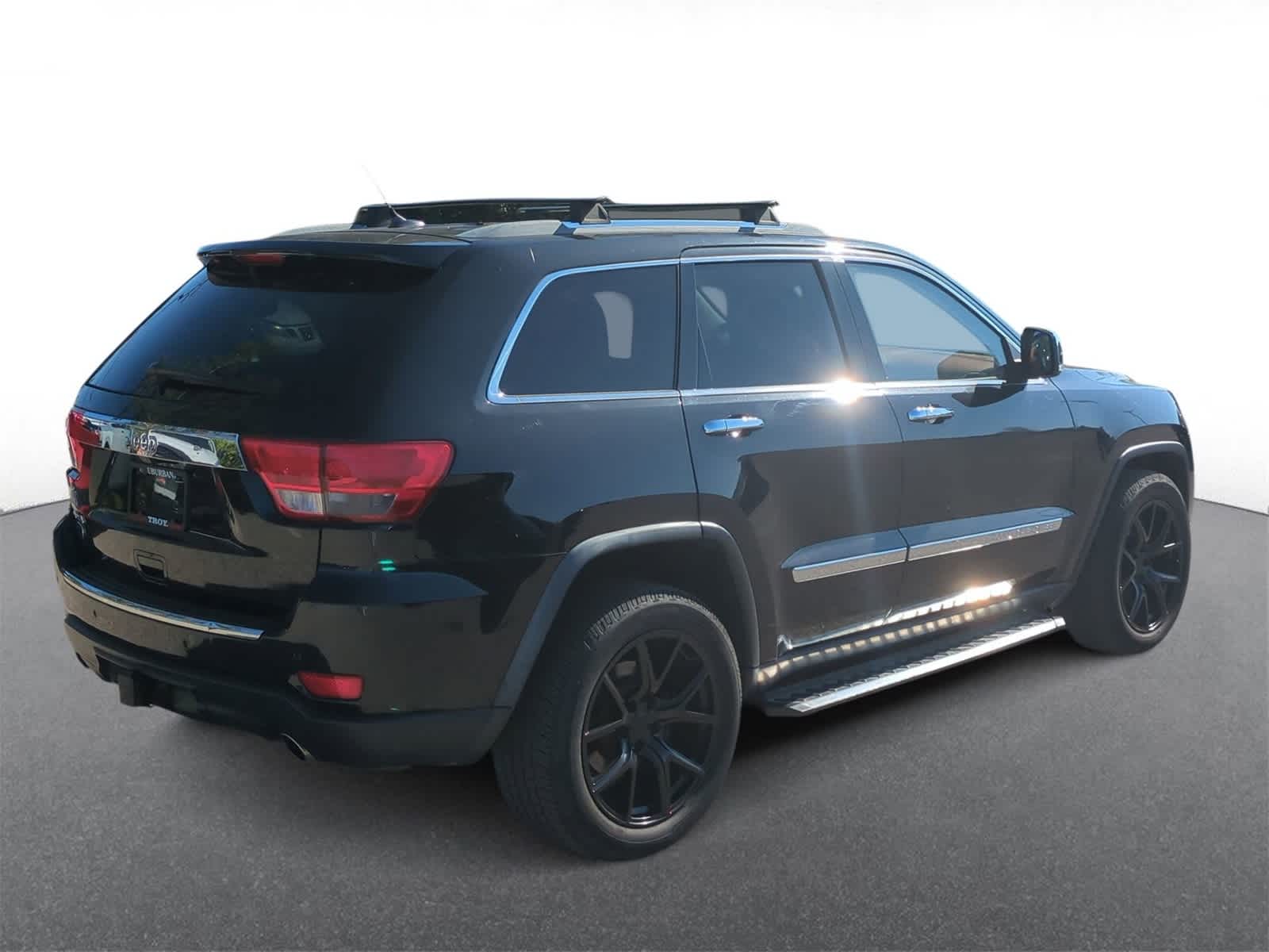 Thumbnail: 2012 Jeep Grand Cherokee - 8