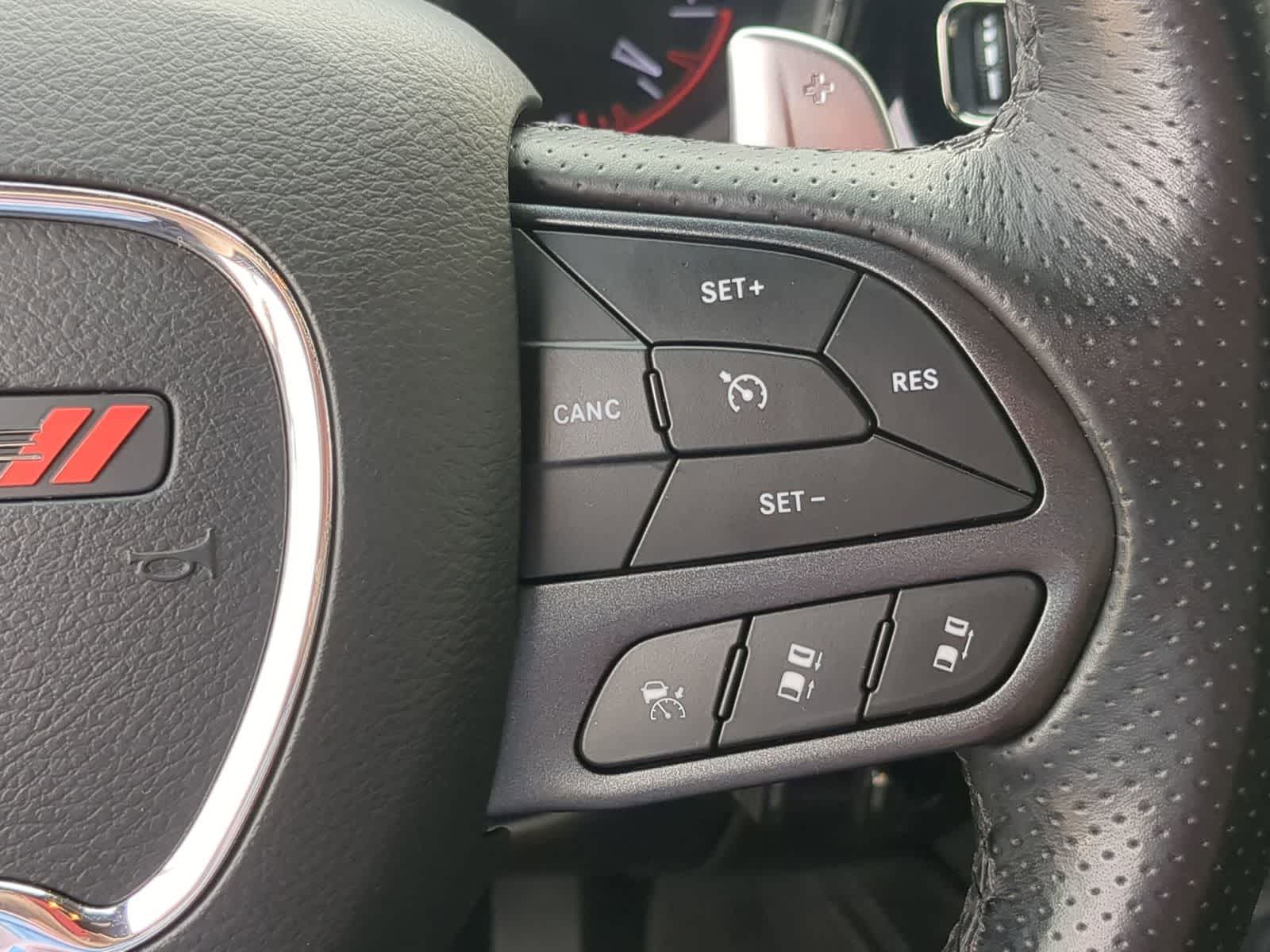 Thumbnail: 2022 Dodge Durango - 24