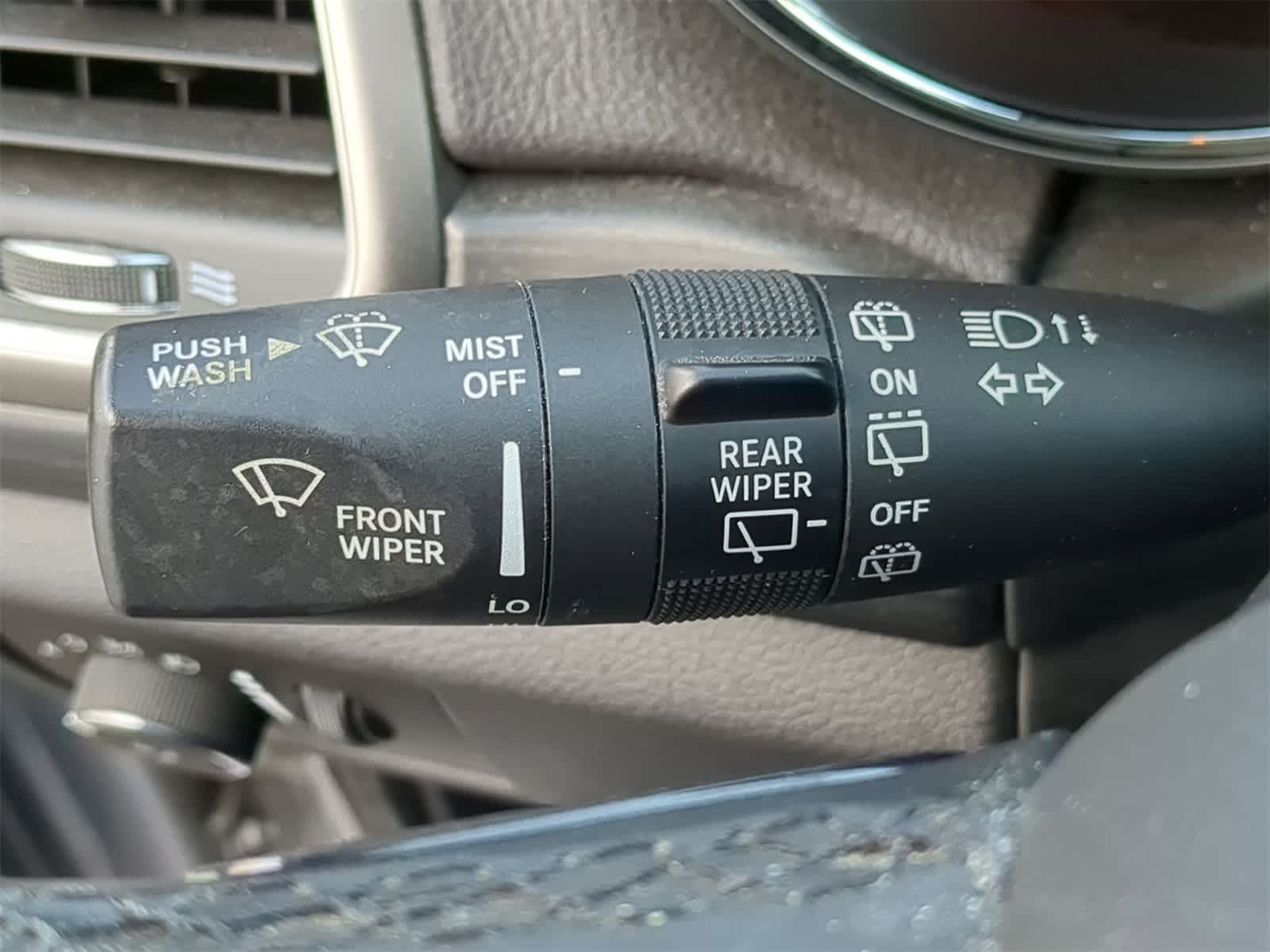 Thumbnail: 2020 Jeep Grand Cherokee - 25