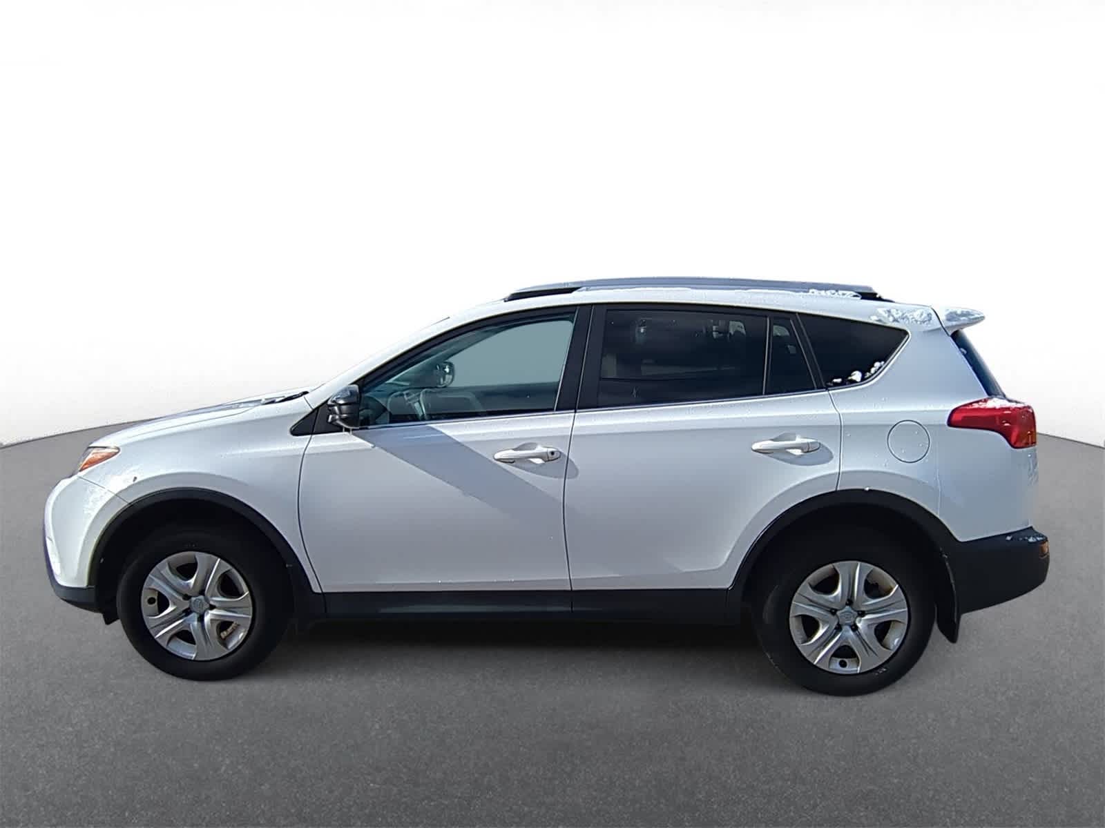 Thumbnail: 2015 Toyota RAV4 - 5