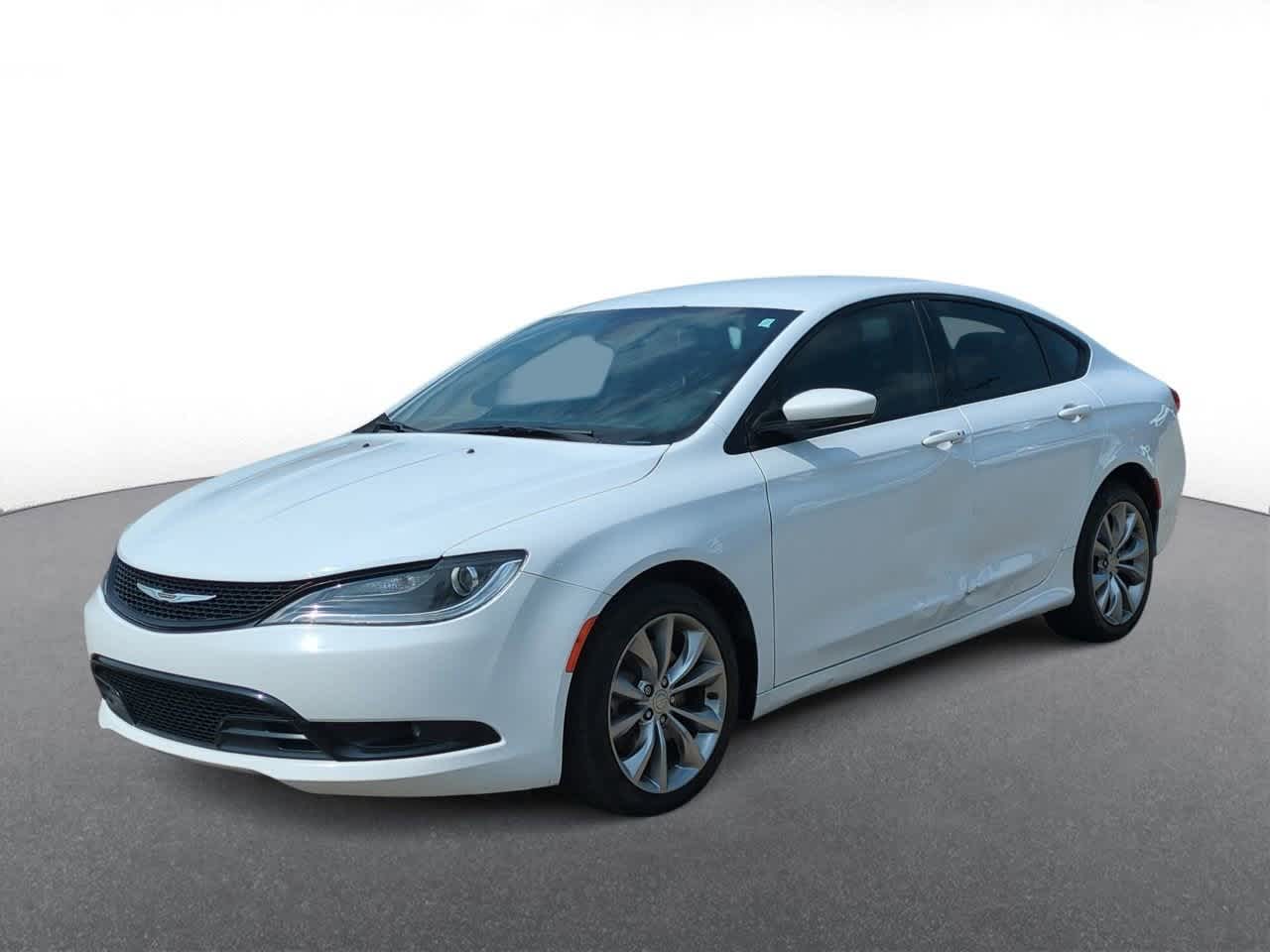 Thumbnail: 2016 Chrysler 200 - 4