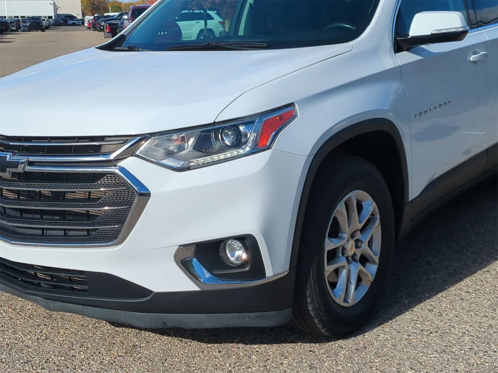 Thumbnail: 2020 Chevrolet Traverse - 11