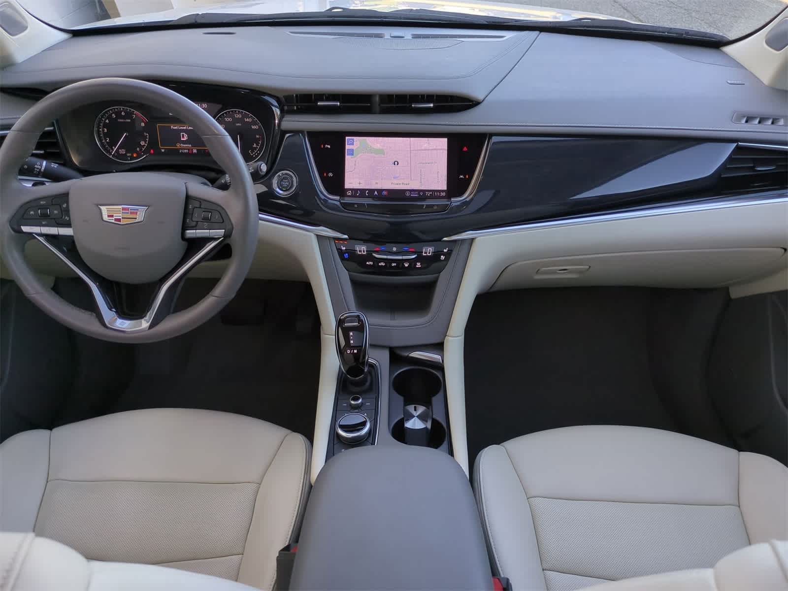 Thumbnail: 2024 Cadillac XT6 - 15