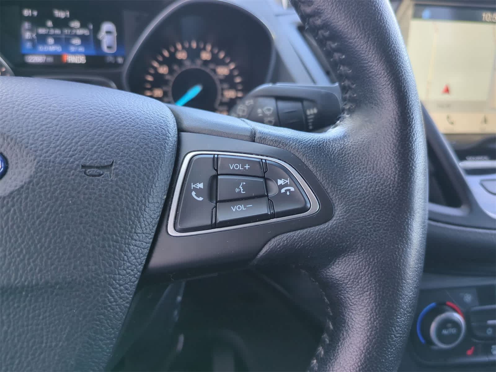 Thumbnail: 2019 Ford Escape - 23