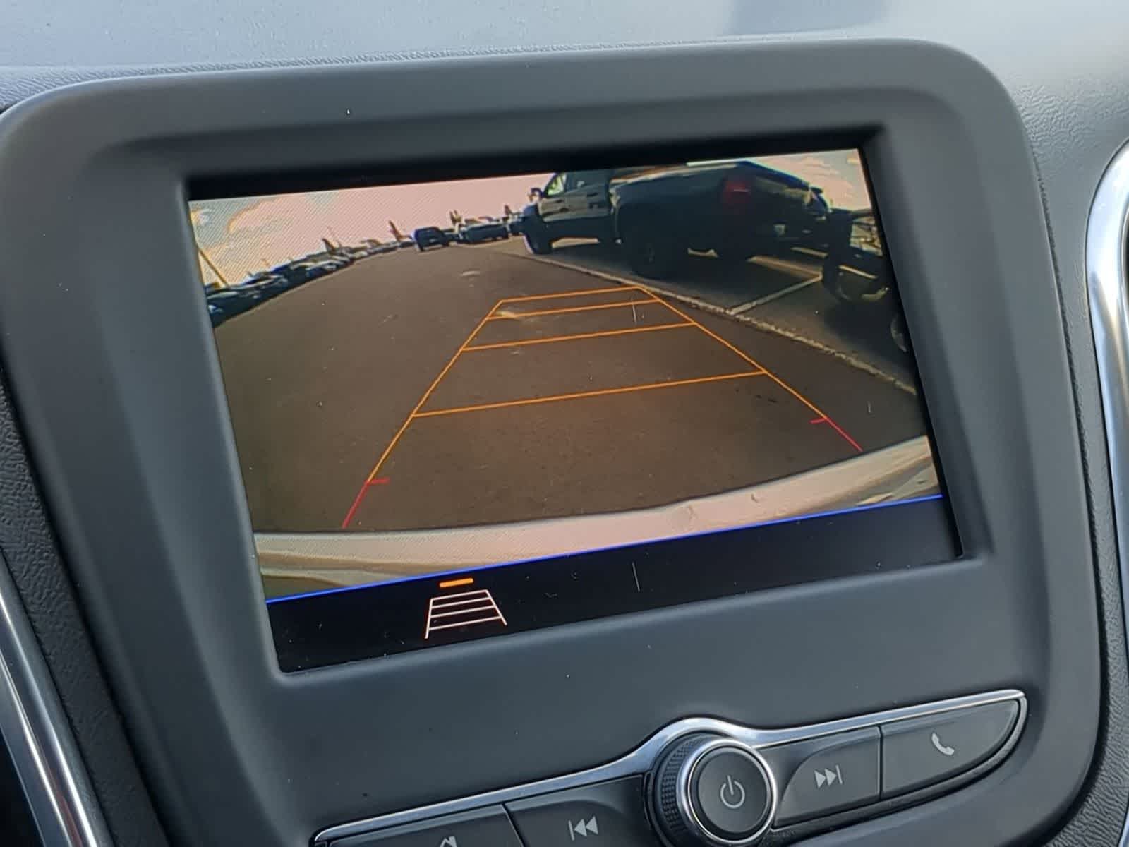 Thumbnail: 2021 Chevrolet Equinox - 26