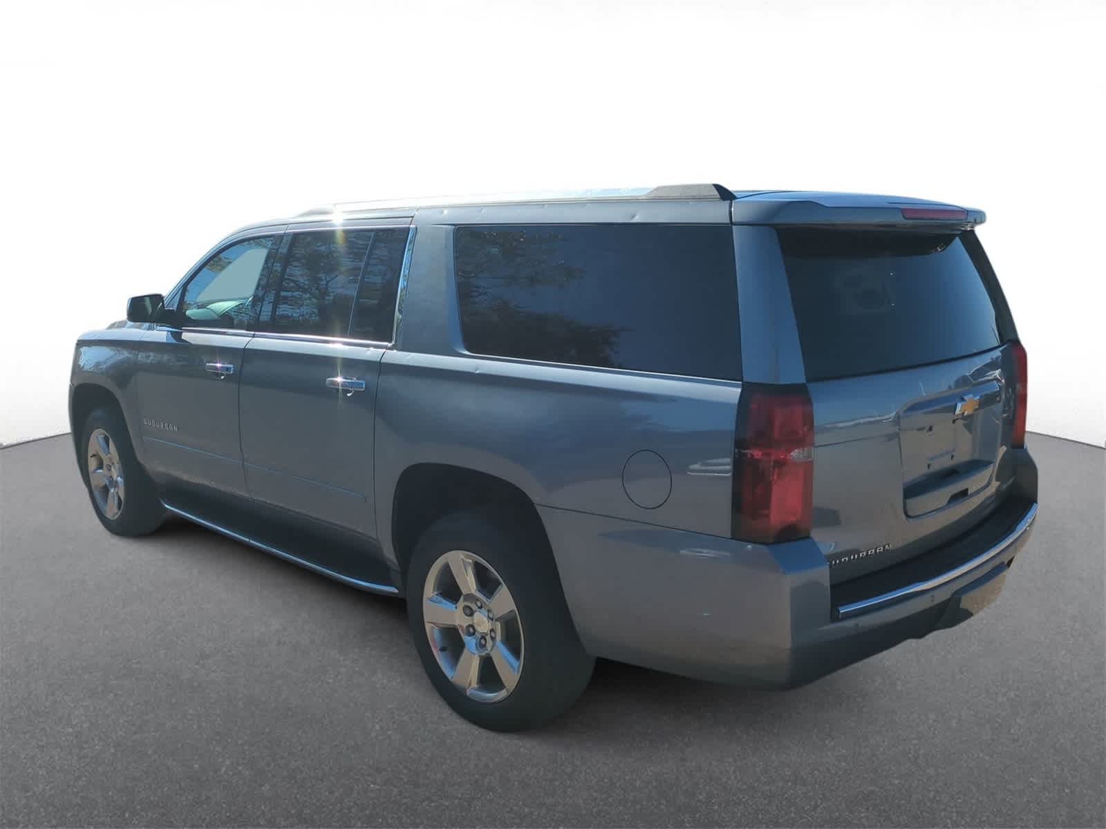 Thumbnail: 2020 Chevrolet Suburban - 6